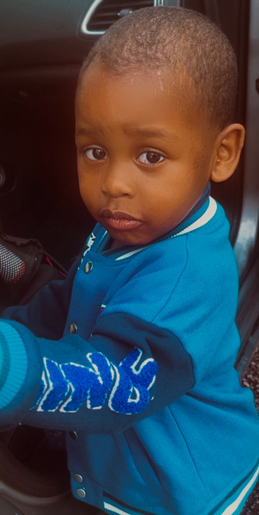 Help D'Mauri Thrive: Medical Care and Support campaign photo, 2 of 5