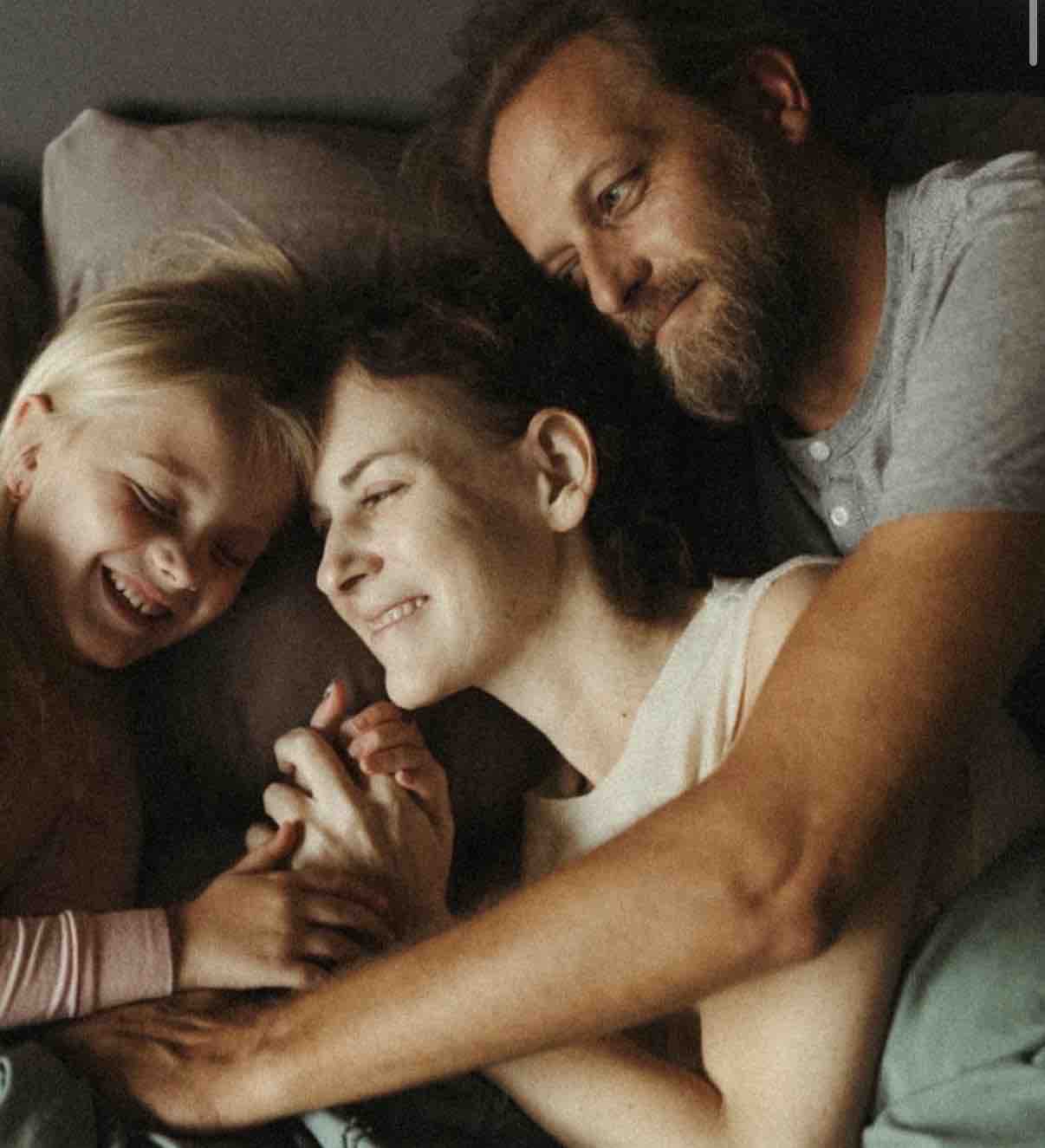 Help Lindsay's Family Get Back on Their Feet campaign photo, 5 of 8