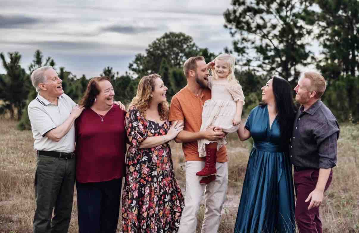 Help Lindsay's Family Get Back on Their Feet campaign photo, 6 of 8