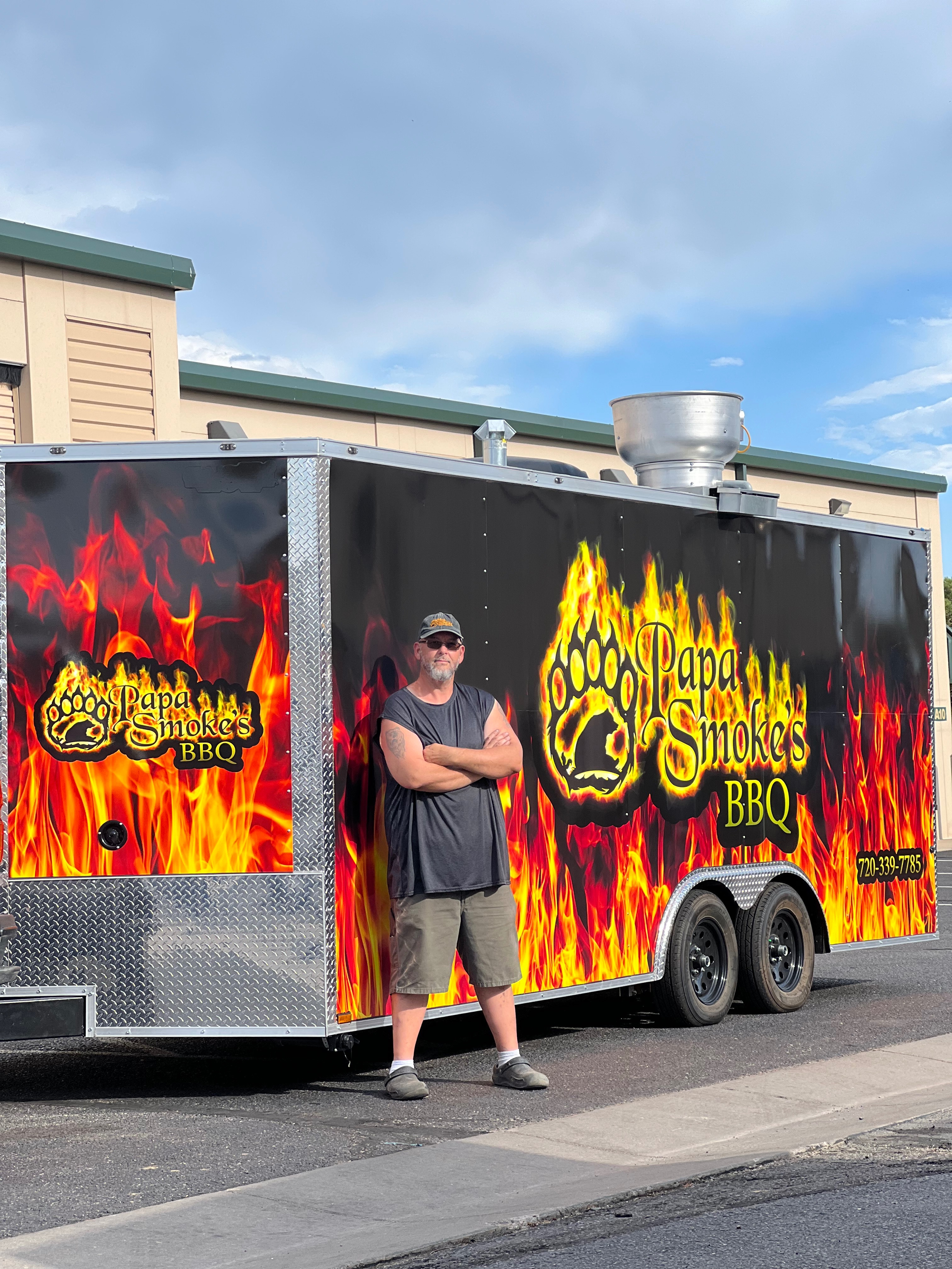 Foto della campagna Help Our Family Recover After Food Truck Explosion, 4 di 6
