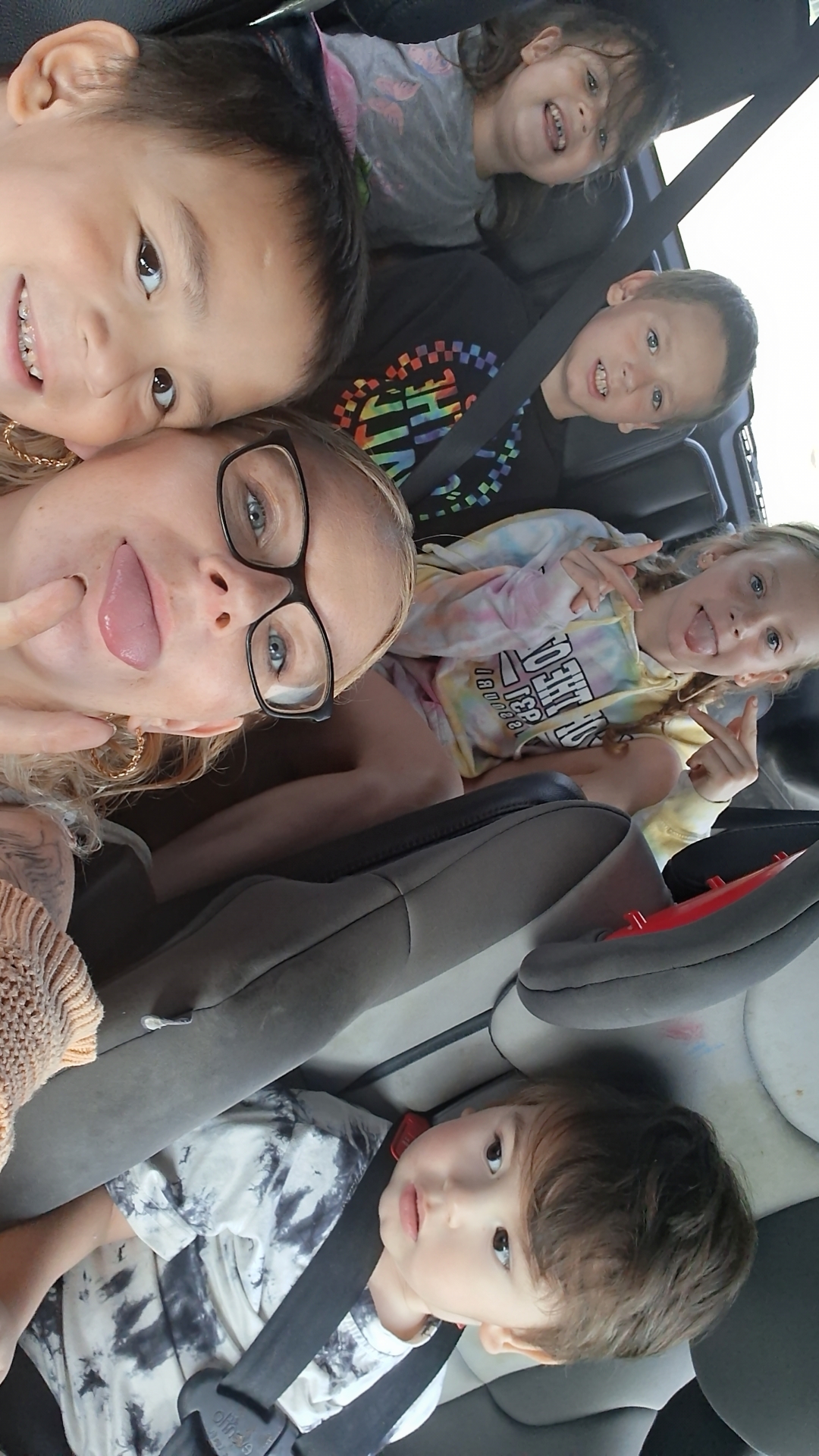 Help Jess Rebuild a Safe Home for Her Kids campaign photo, 6 of 8