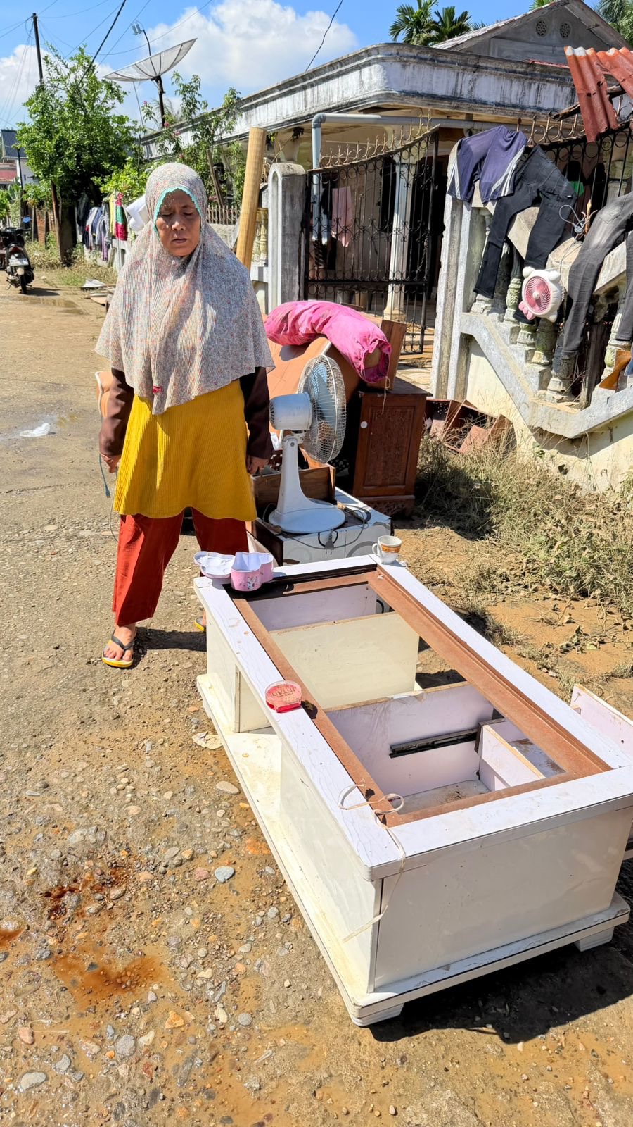 Aceh Flood Disaster: Please Help Us Restore Our Family Home campaign photo, 4 of 8