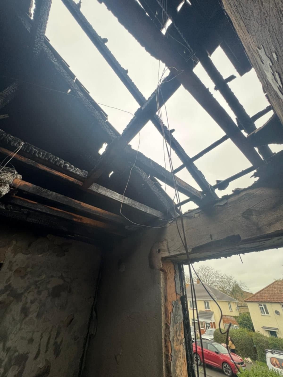 Help Jacek Głos, who lost everything in a fire campaign photo, 6 of 7