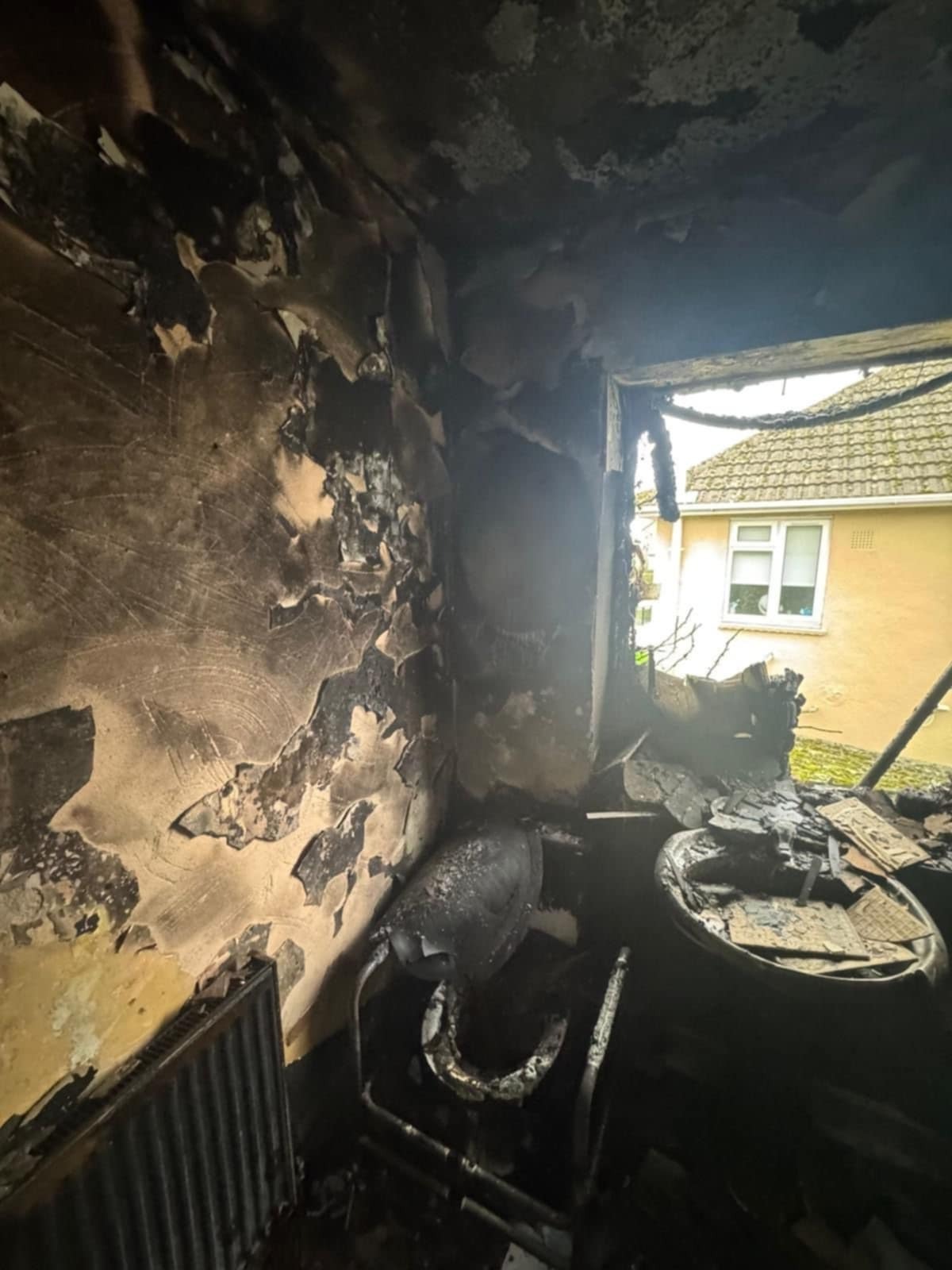 Help Jacek Głos, who lost everything in a fire campaign photo, 2 of 7