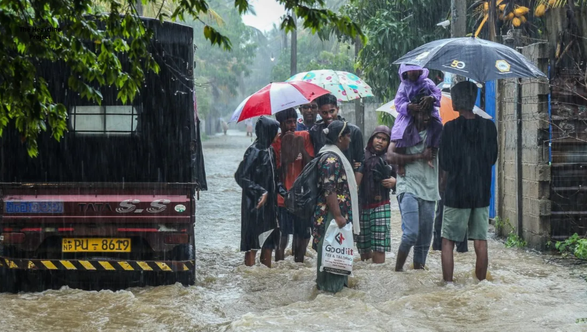 Sri Lanka Flood Relief Emergency Aid photo
