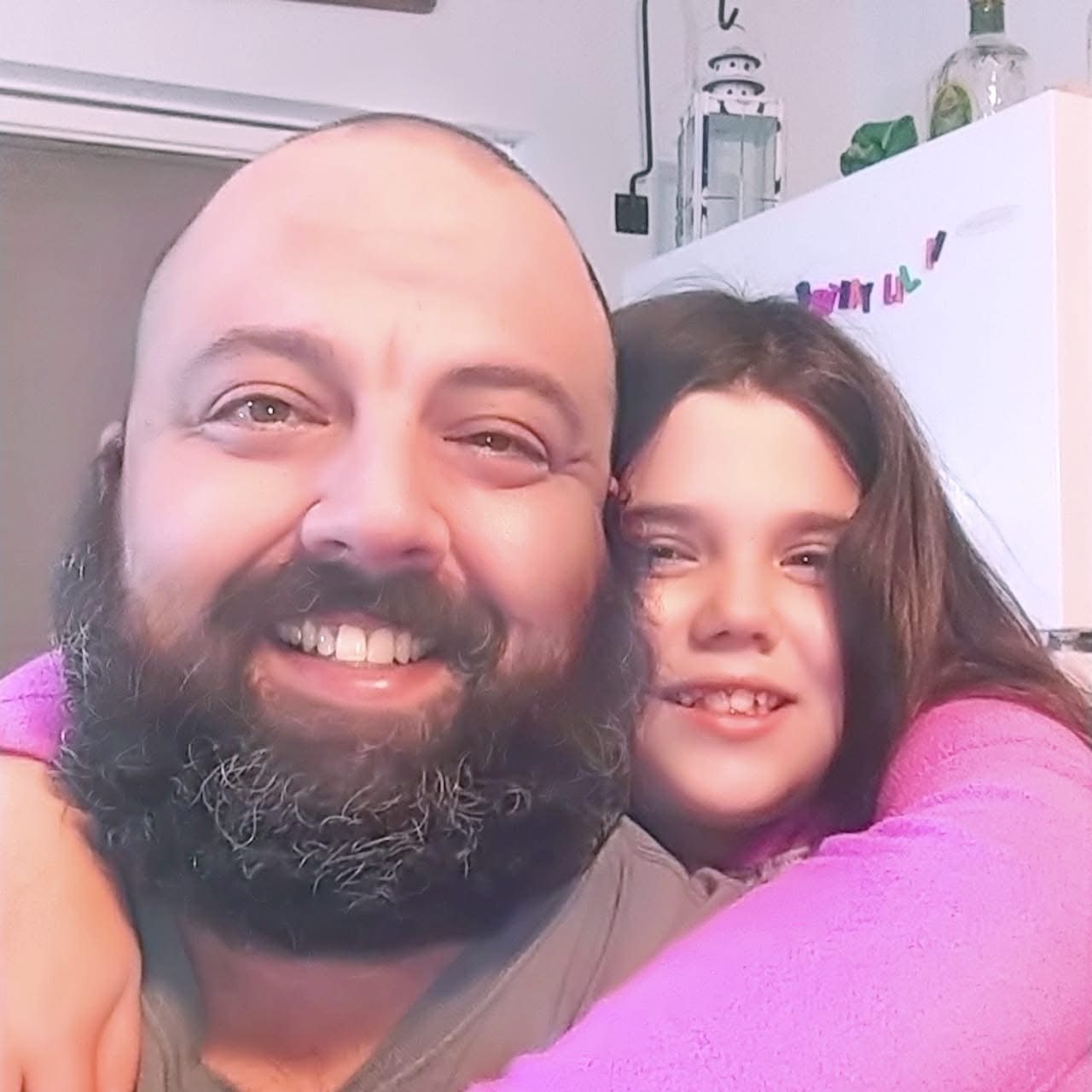 Support Lily After Losing Her Beloved Dad campaign photo, 6 of 7