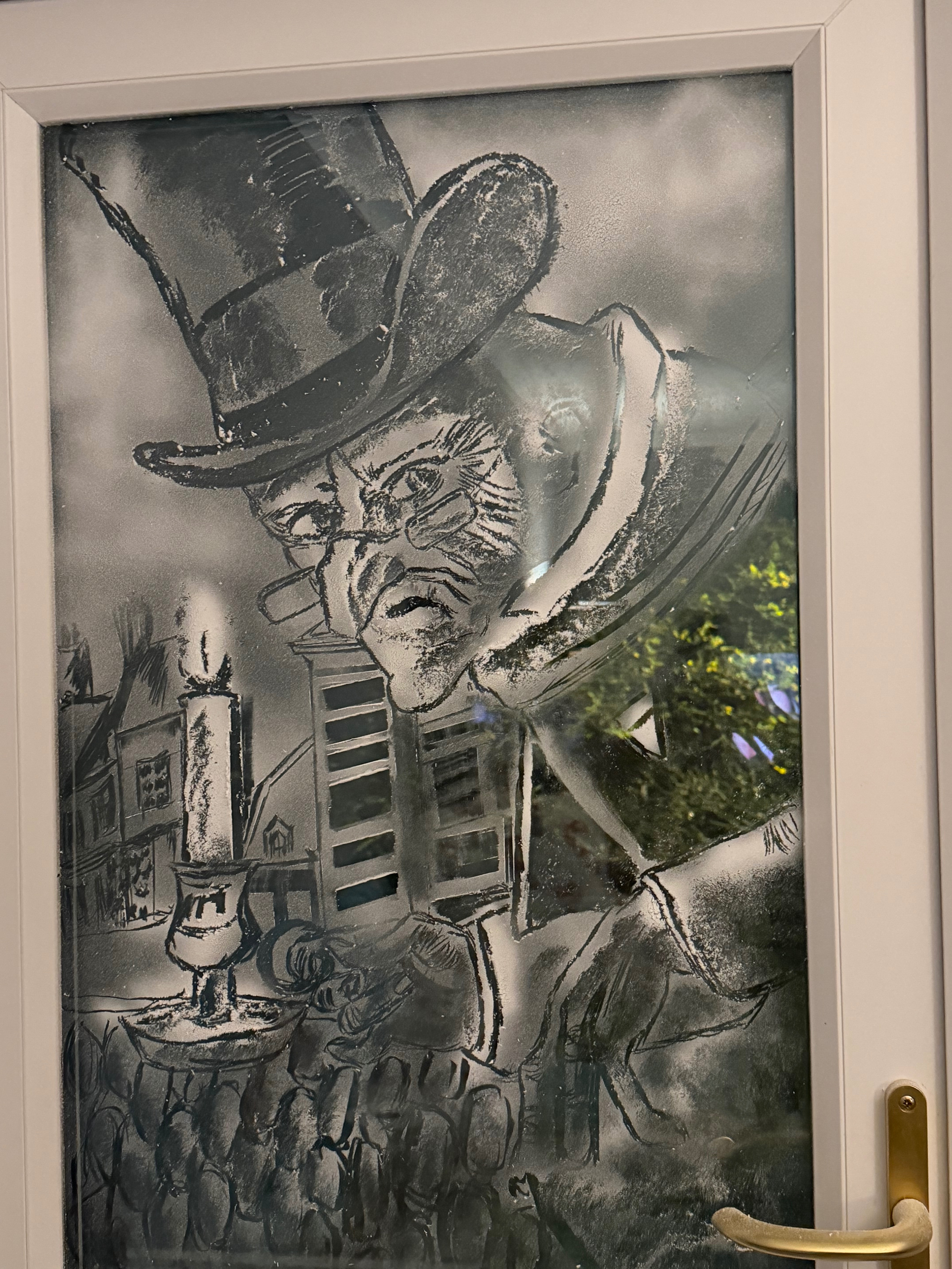 Snow windows campaign photo, 5 of 7