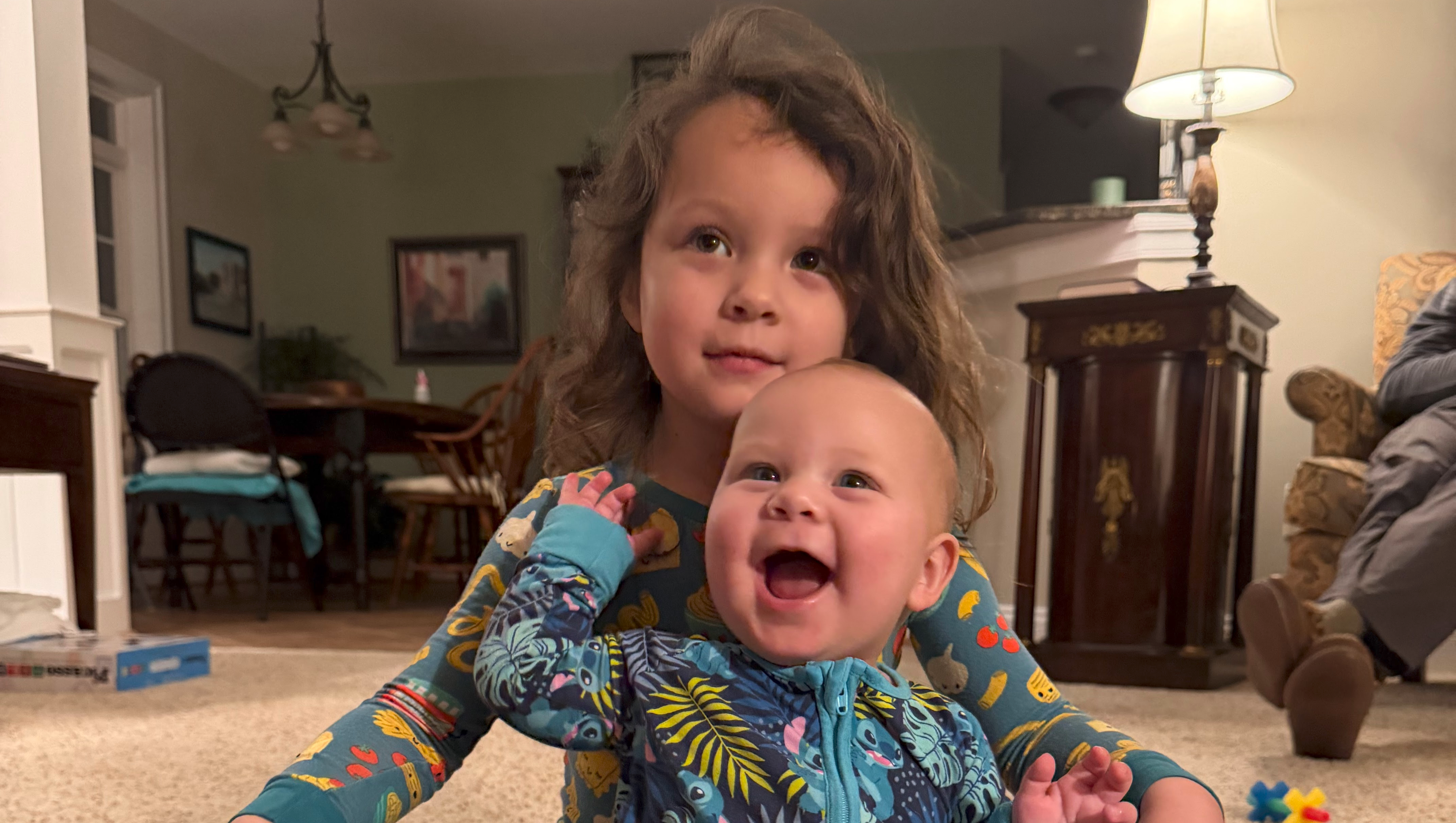 Help Lydia and Daphne have a safe and Merry Christmas