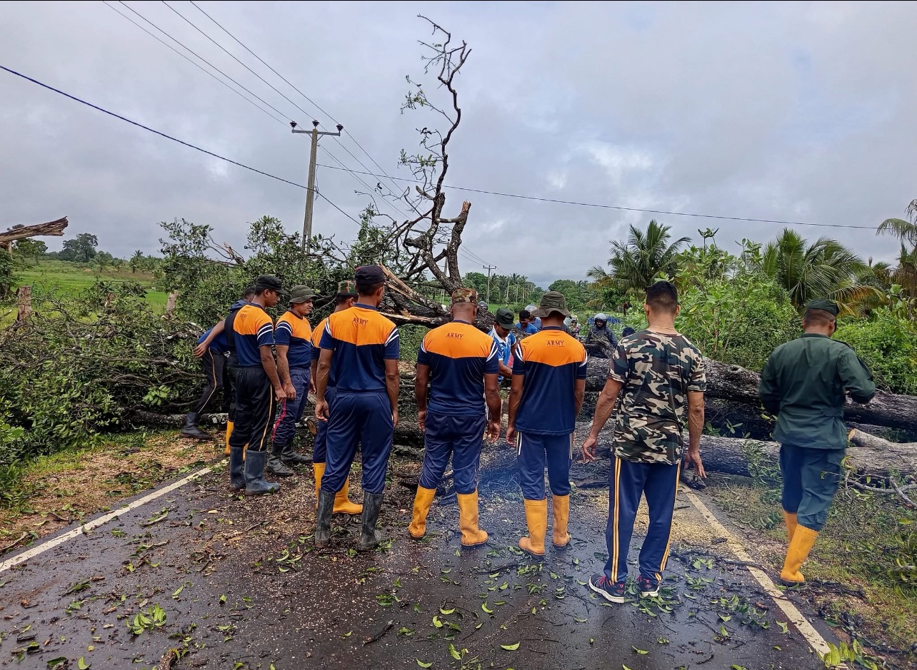 Disaster Relief for Nedunkeny and surrounding Villages campaign photo, 7 of 8