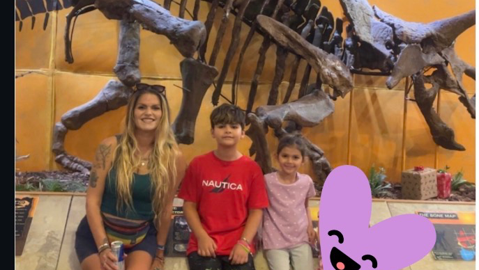 Help a Single Mother of Three Secure a Vehicle photo