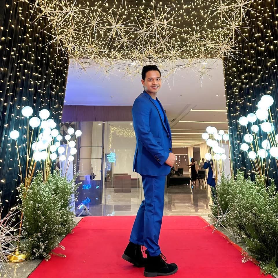 Help Aljon get to work on Cruise ships campaign photo, 5 of 6