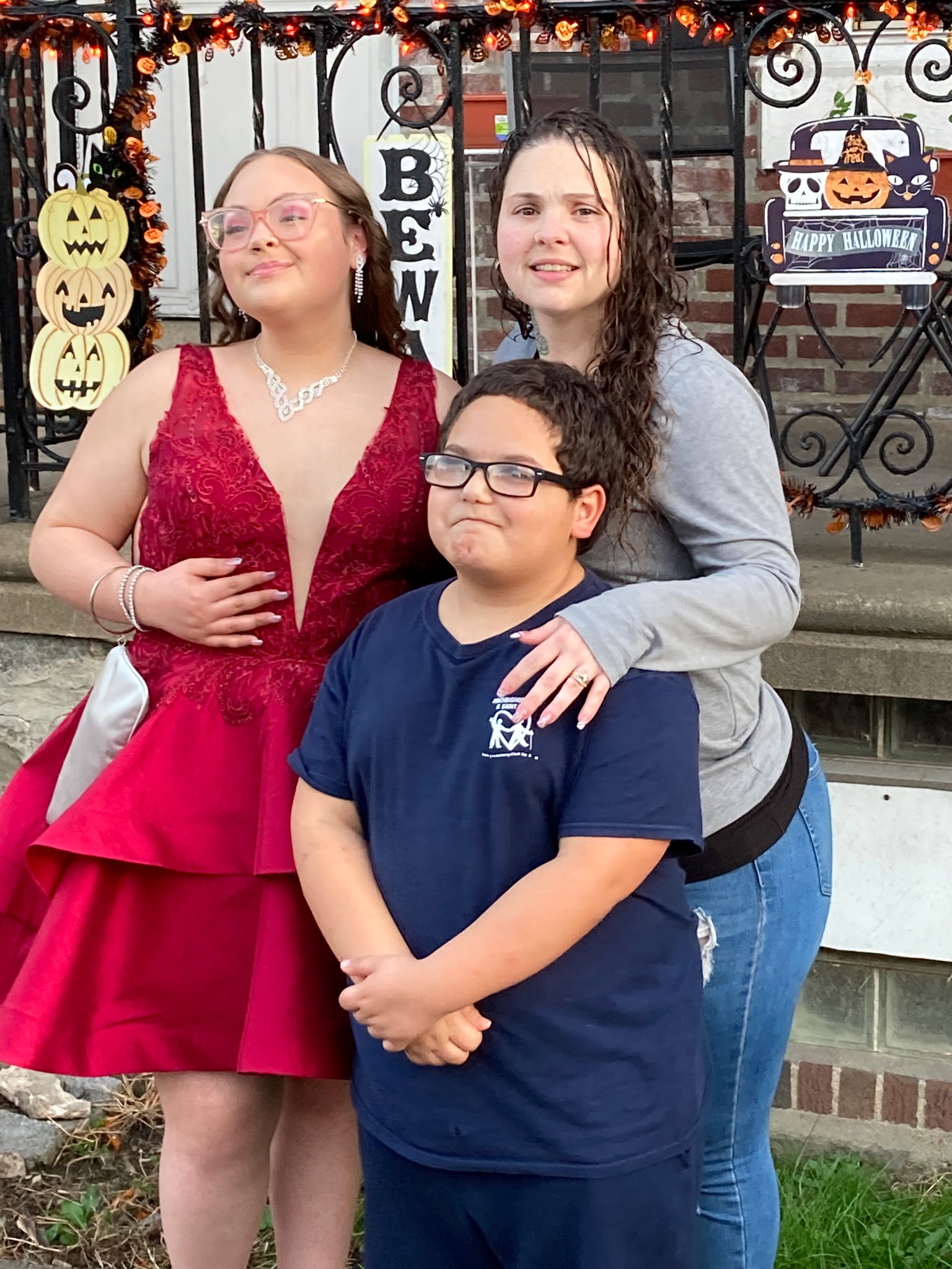 Let’s help Lisa give her daughter a dignified farewell. campaign photo, 4 of 6