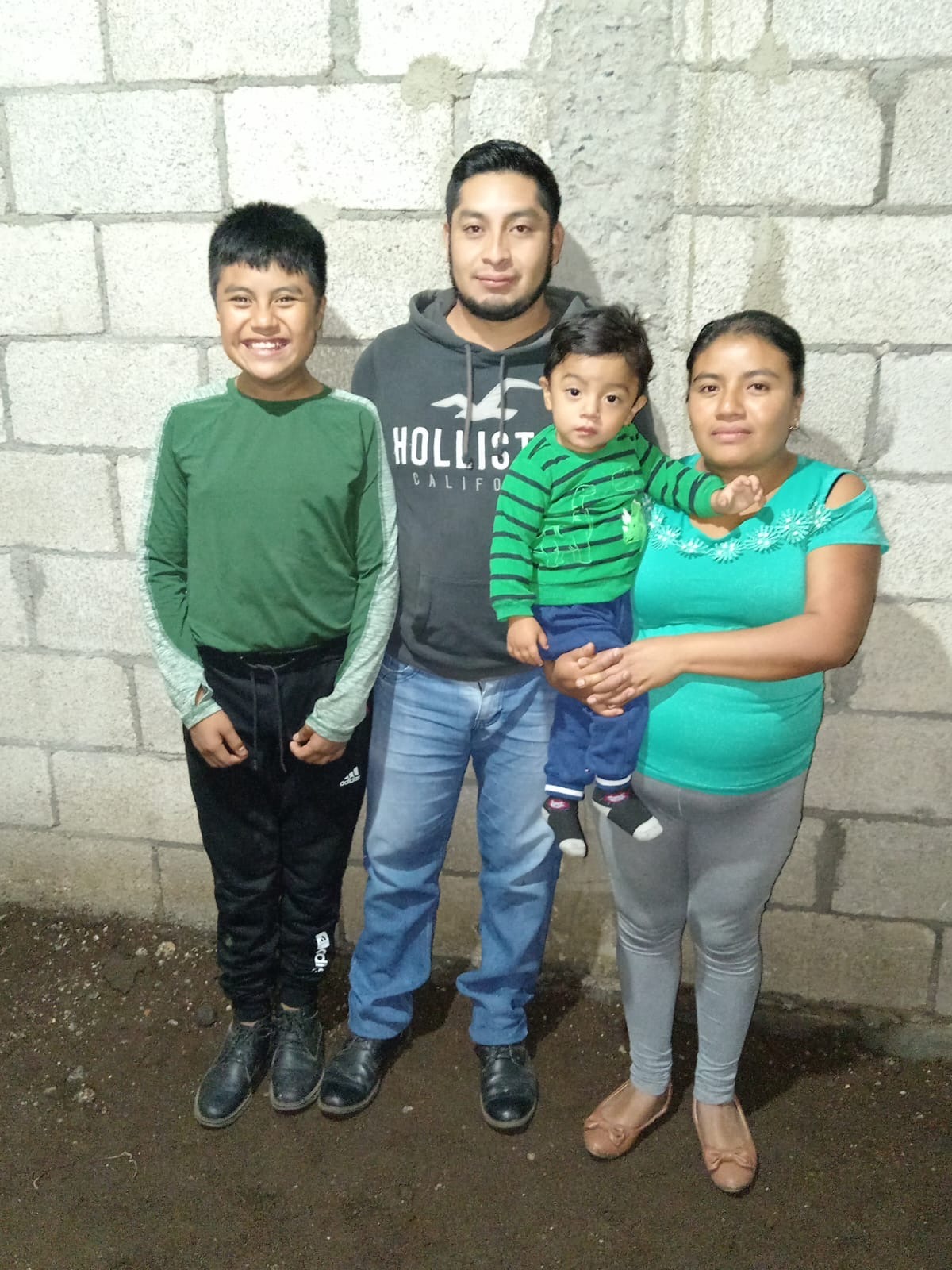 Help build a little home for Lauro's Family campaign photo, 5 of 7