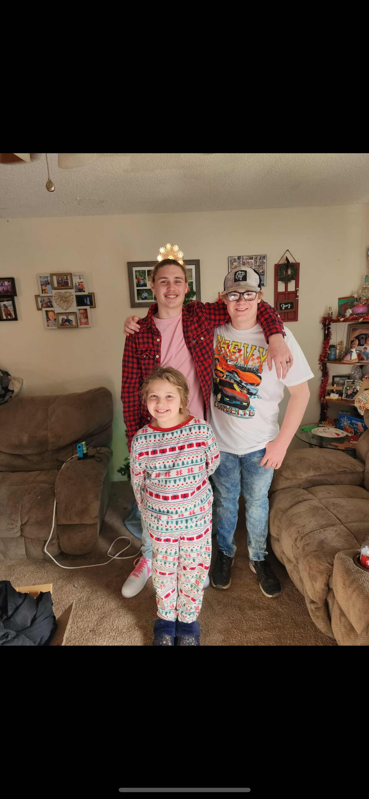 Help Bring My Husband 9yr ol  Daughter Home for the Holidays campaign photo, 6 of 7