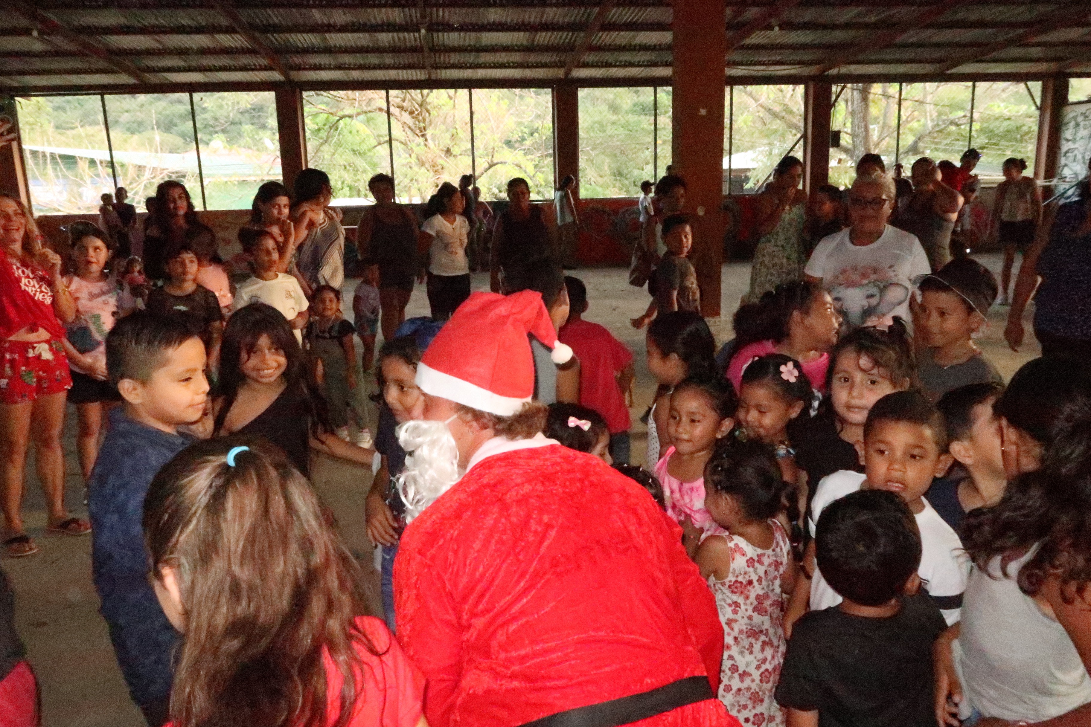 Bring Christmas Joy to Santa Teresita Kids campaign photo, 4 of 8