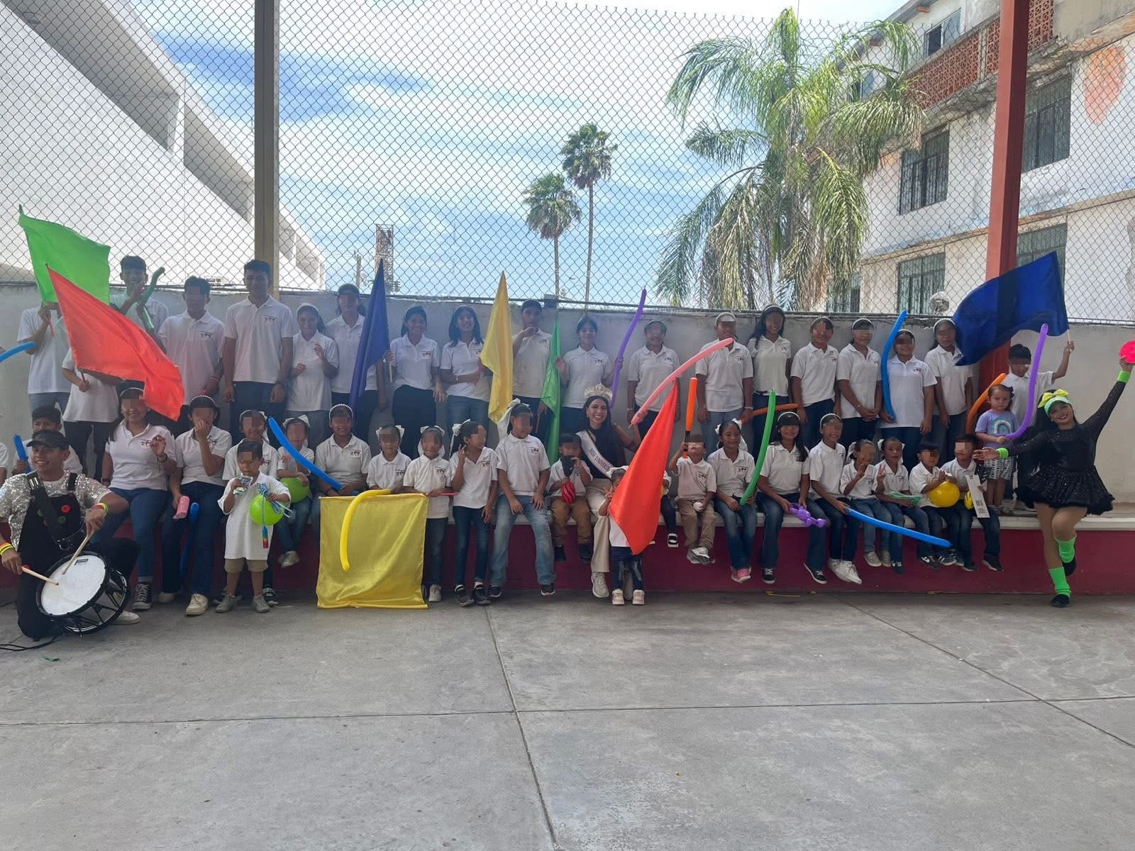 Una Navidad mágica para 60 niños en Reynosa campaign photo, 5 of 7