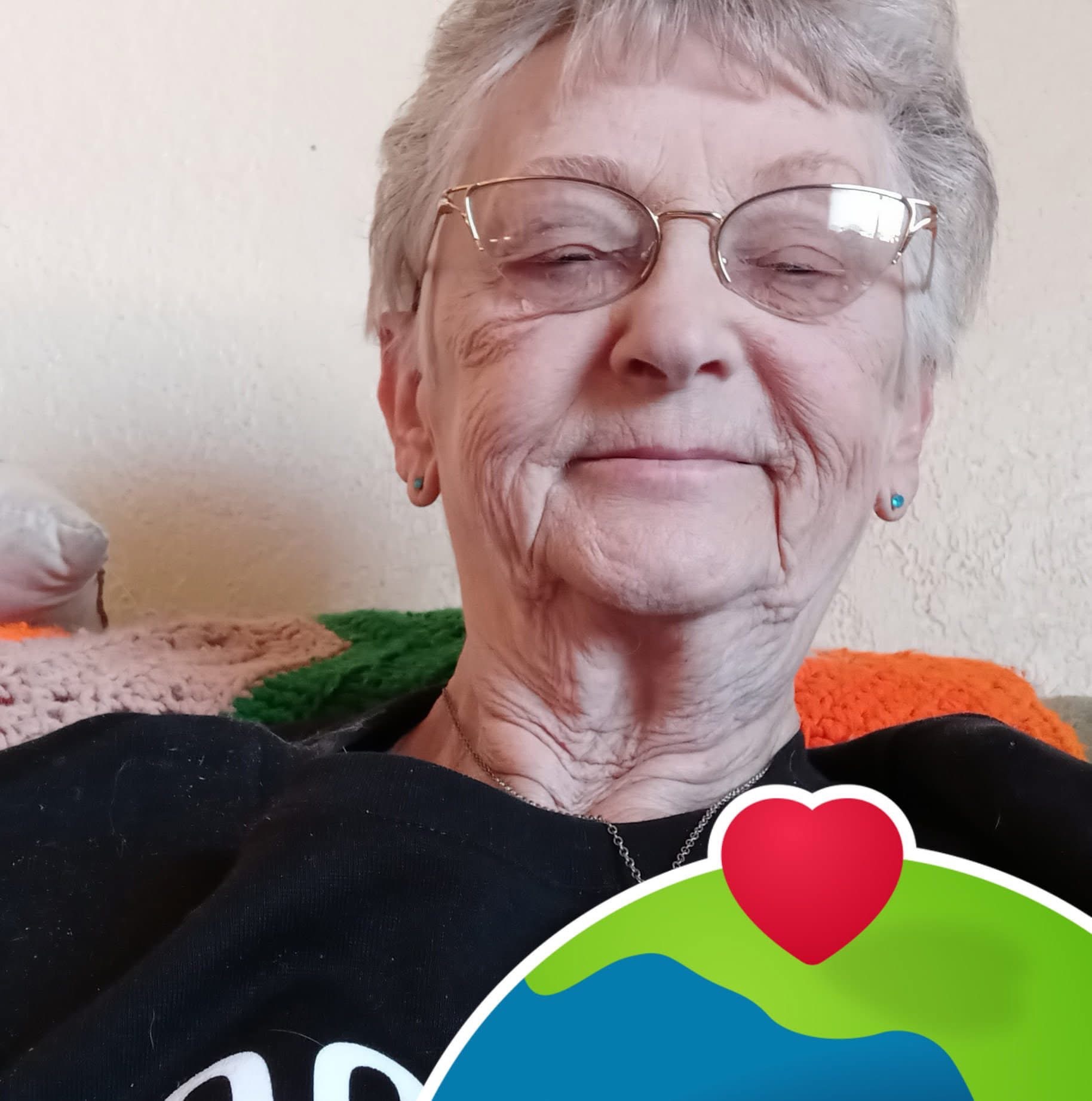Assist Carol's Family with Memorial Expenses campaign photo, 4 of 7