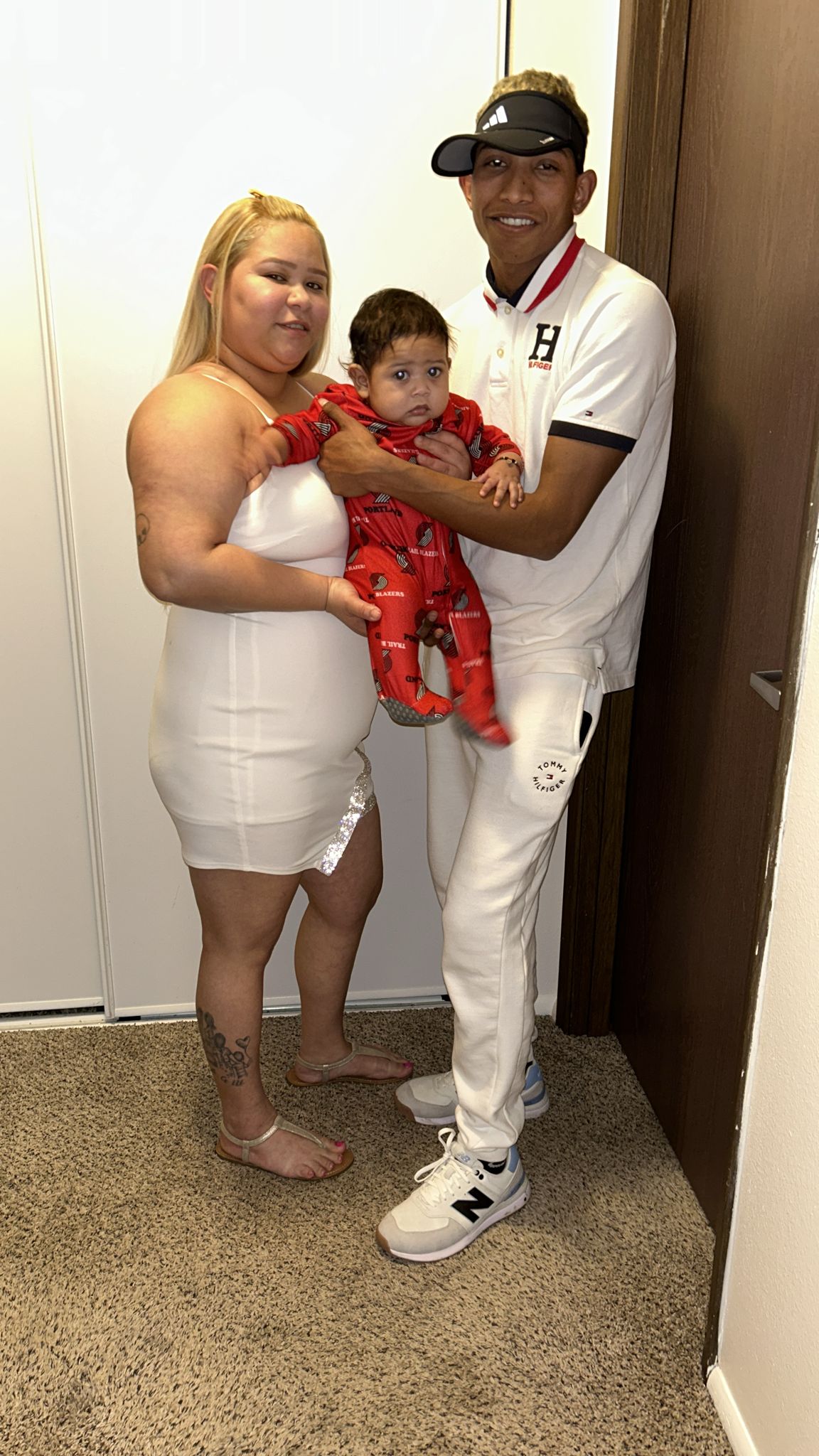 Help Divinia & her 1 yr old impacted by detention campaign photo, 6 of 7