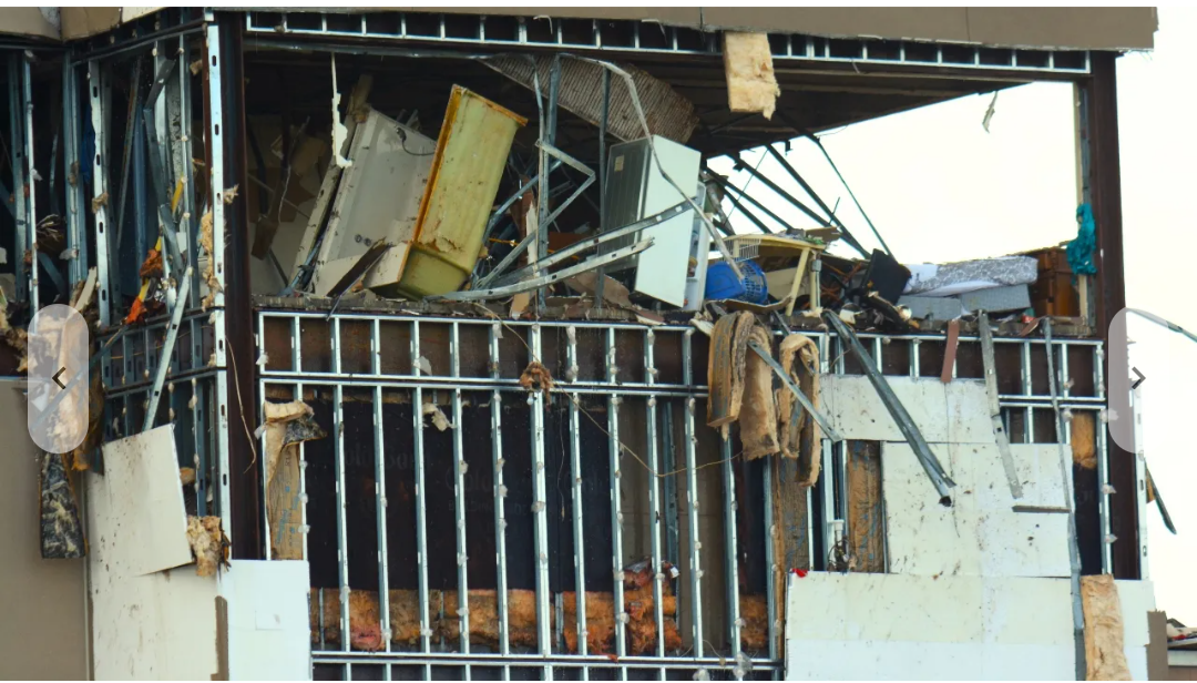 Help Melissa & Family Rebuild After Explosion campaign photo, 6 of 8