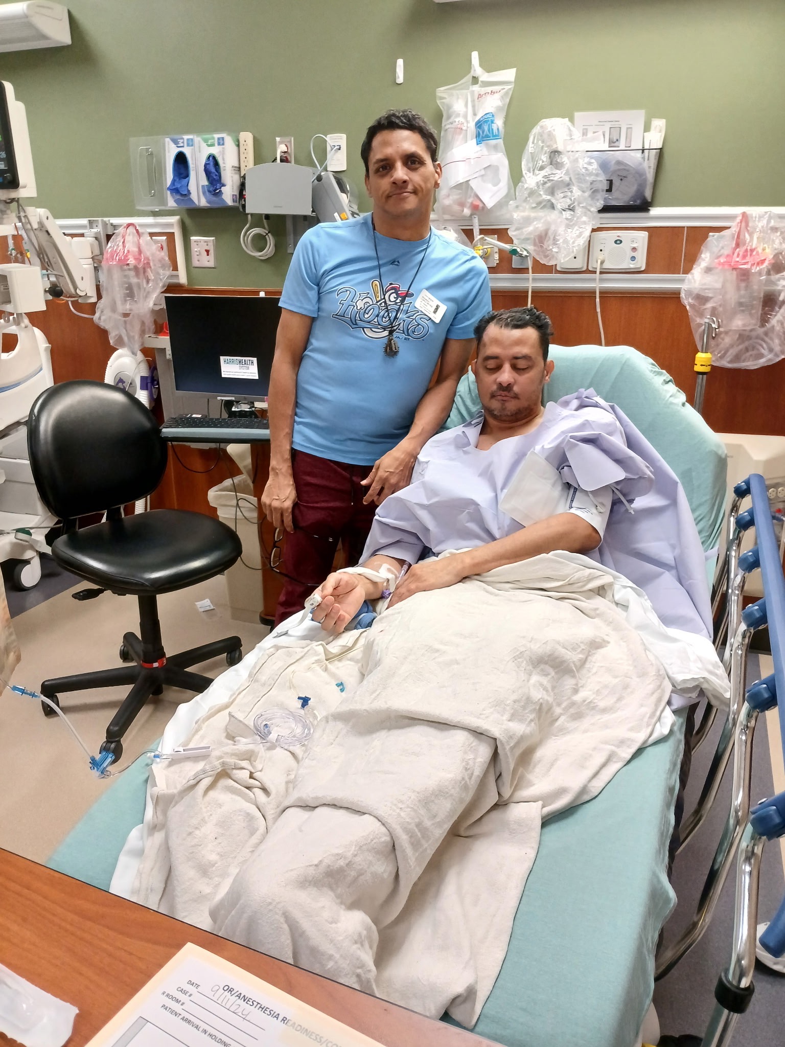 Support Mrs. Reyes After Tragic Losses campaign photo, 7 of 8