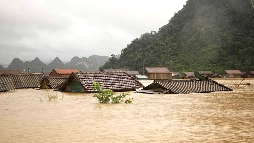 Flood in Vietnam - a Cookie for a Cause campaign photo, 7 of 8