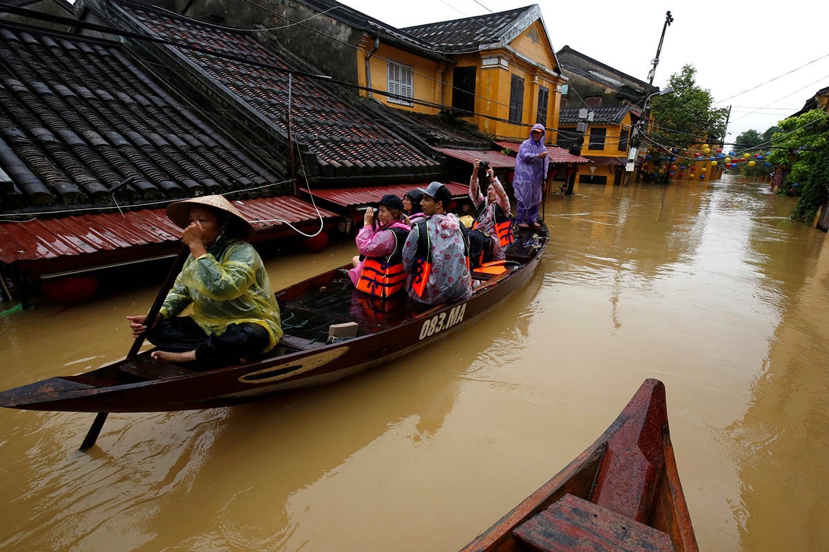 Flood in Vietnam - a Cookie for a Cause campaign photo, 4 of 8