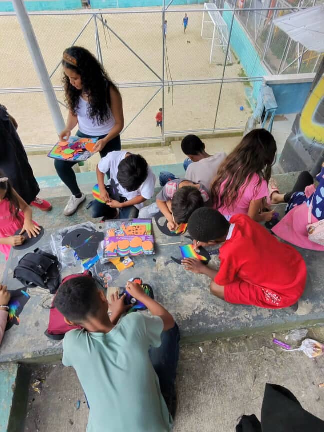 Bring Holiday Magic to Children in Comuna Ocho (Medellin) campaign photo, 2 of 8