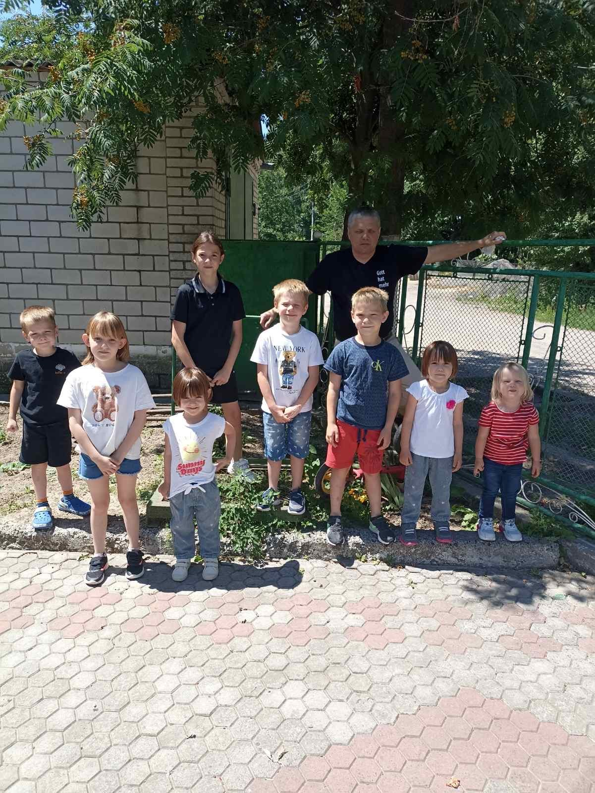 Support for Borodulin family campaign photo, 5 of 6