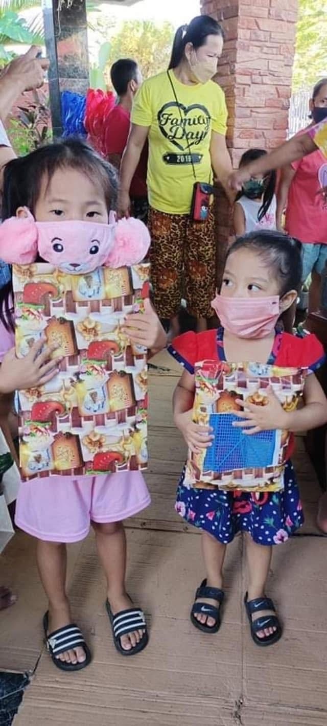 Bringing Christmas Joy to Local Families in the Philippines campaign photo, 5 of 8