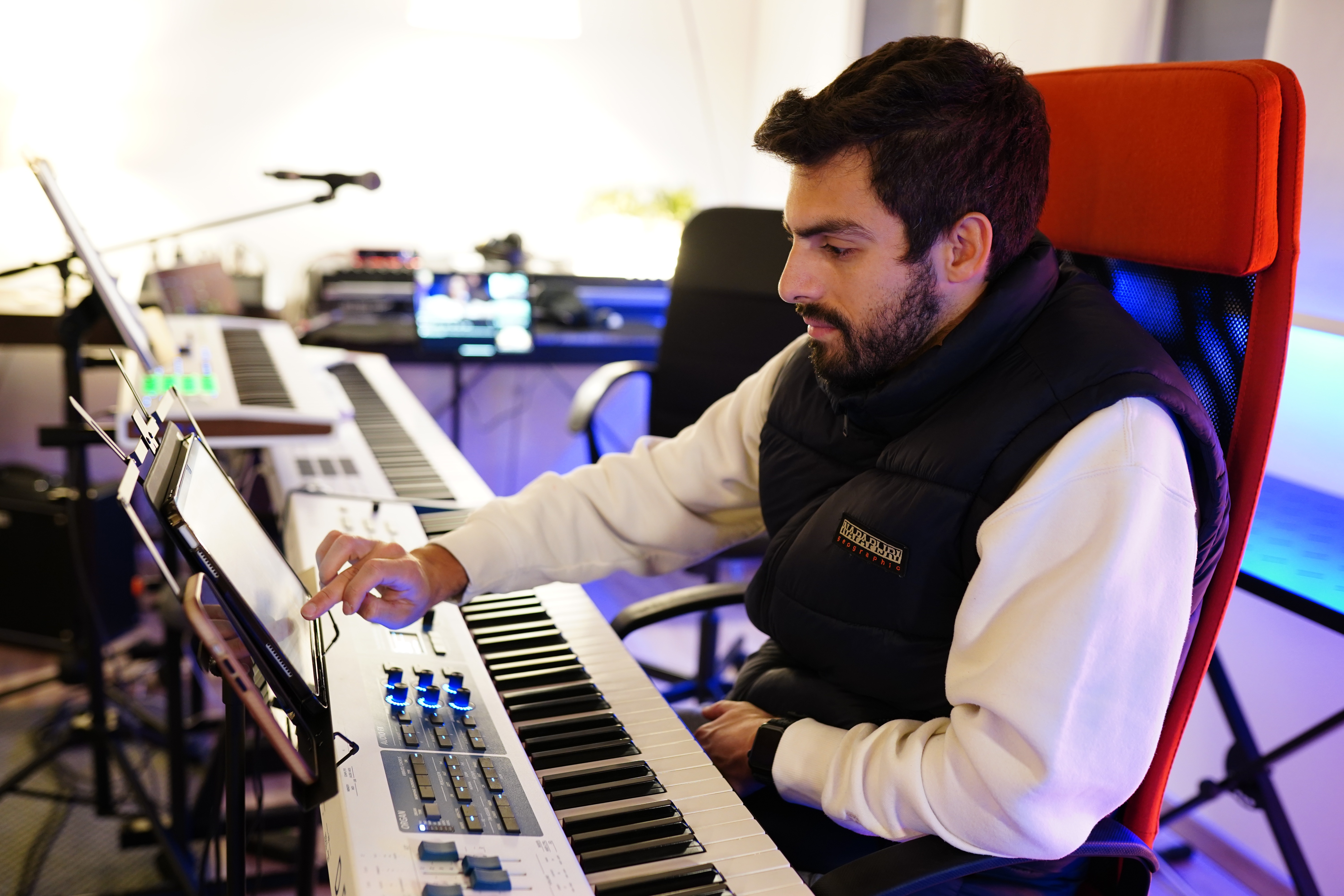 Fundraiser by Don Ruben Bisognin : UNA LUCE DI SUONO Sostieni il cuore  musicale di Luce Dentro, image size:6000x4000