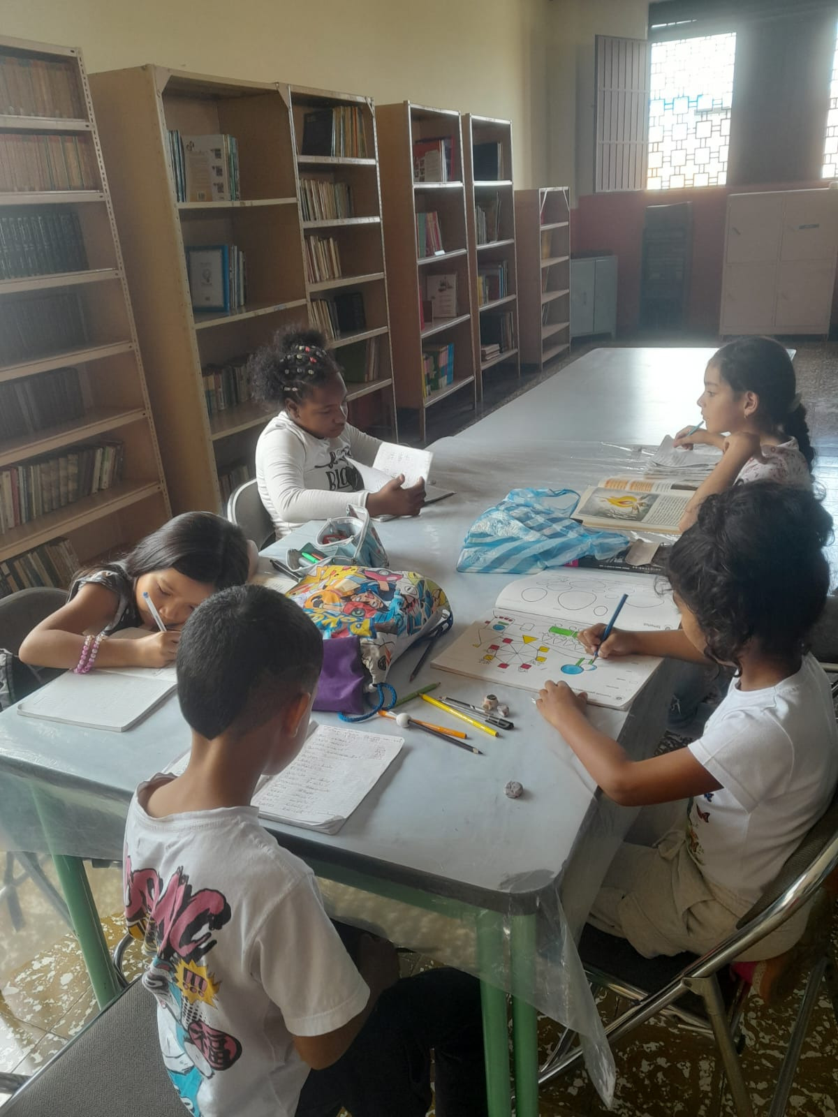 Christmas Joy & School Supplies for Hogar Santa Cecilia campaign photo, 4 of 7