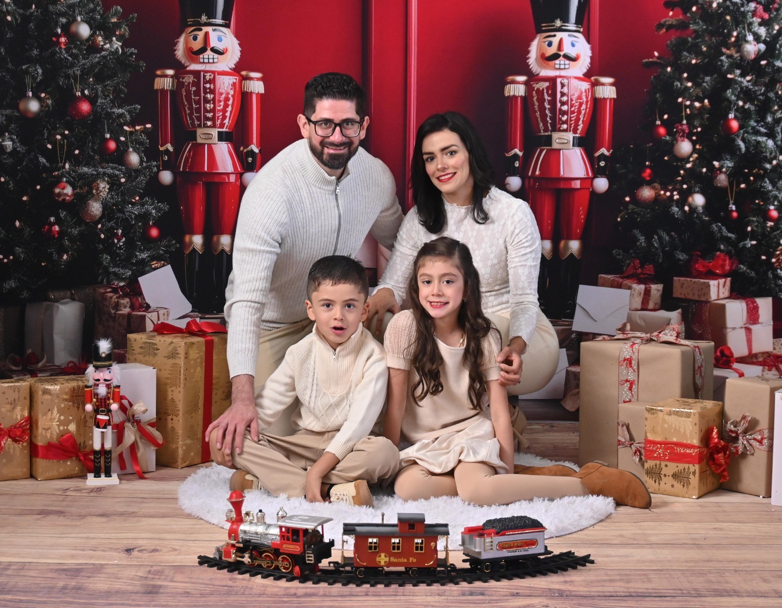 Help Iliana Recover from Her Hand Surgery campaign photo, 2 of 5