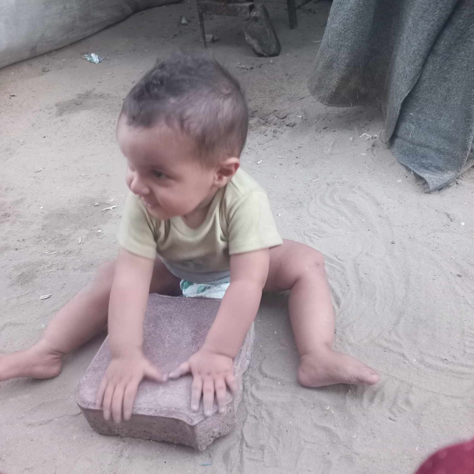 Help Enas and Her Little Boy Survive the Crisis in Gaza campaign photo, 4 of 6