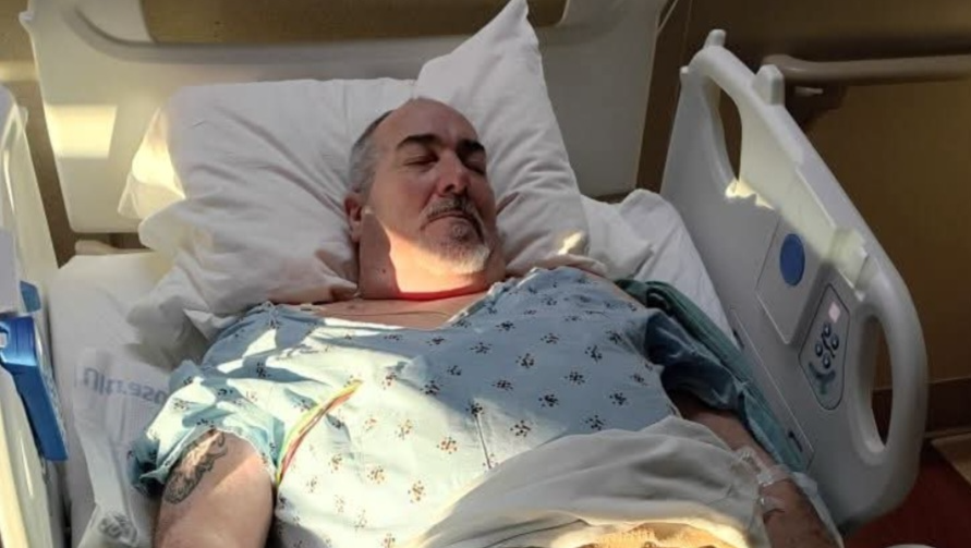 Please help me pay my medical bills pinned link photo