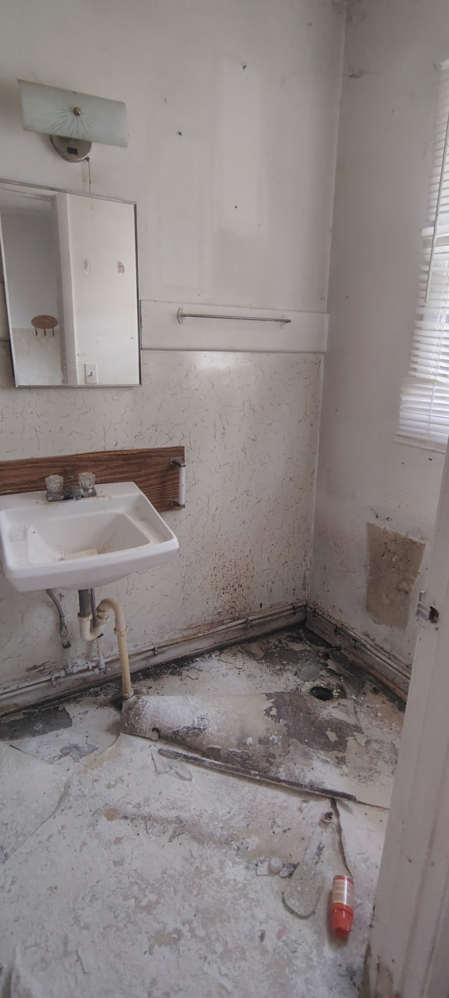 Rebuilding Hope: A second chance at life campaign photo, 5 of 8