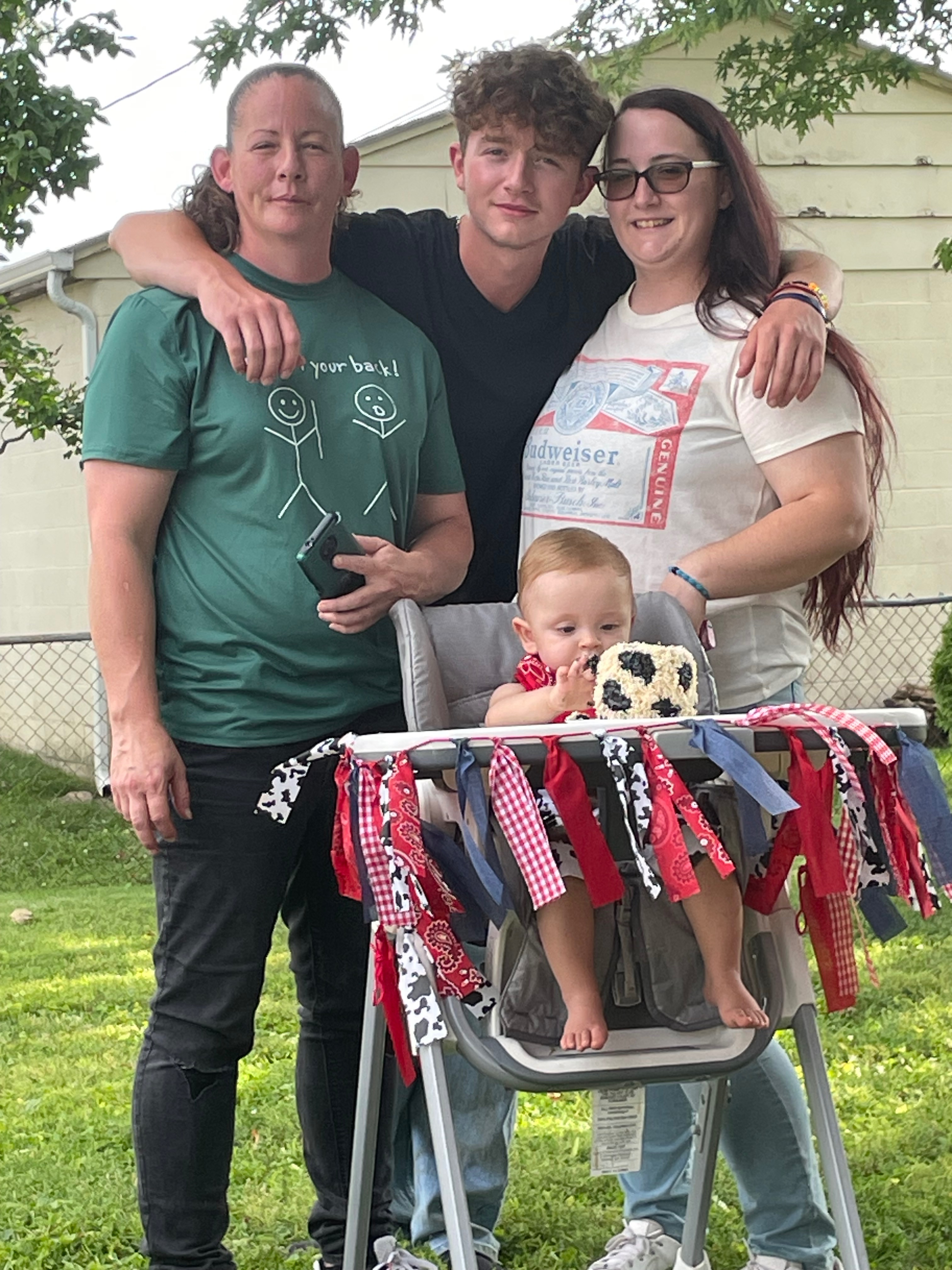Standing with Mom Through Her Battle campaign photo, 5 of 6