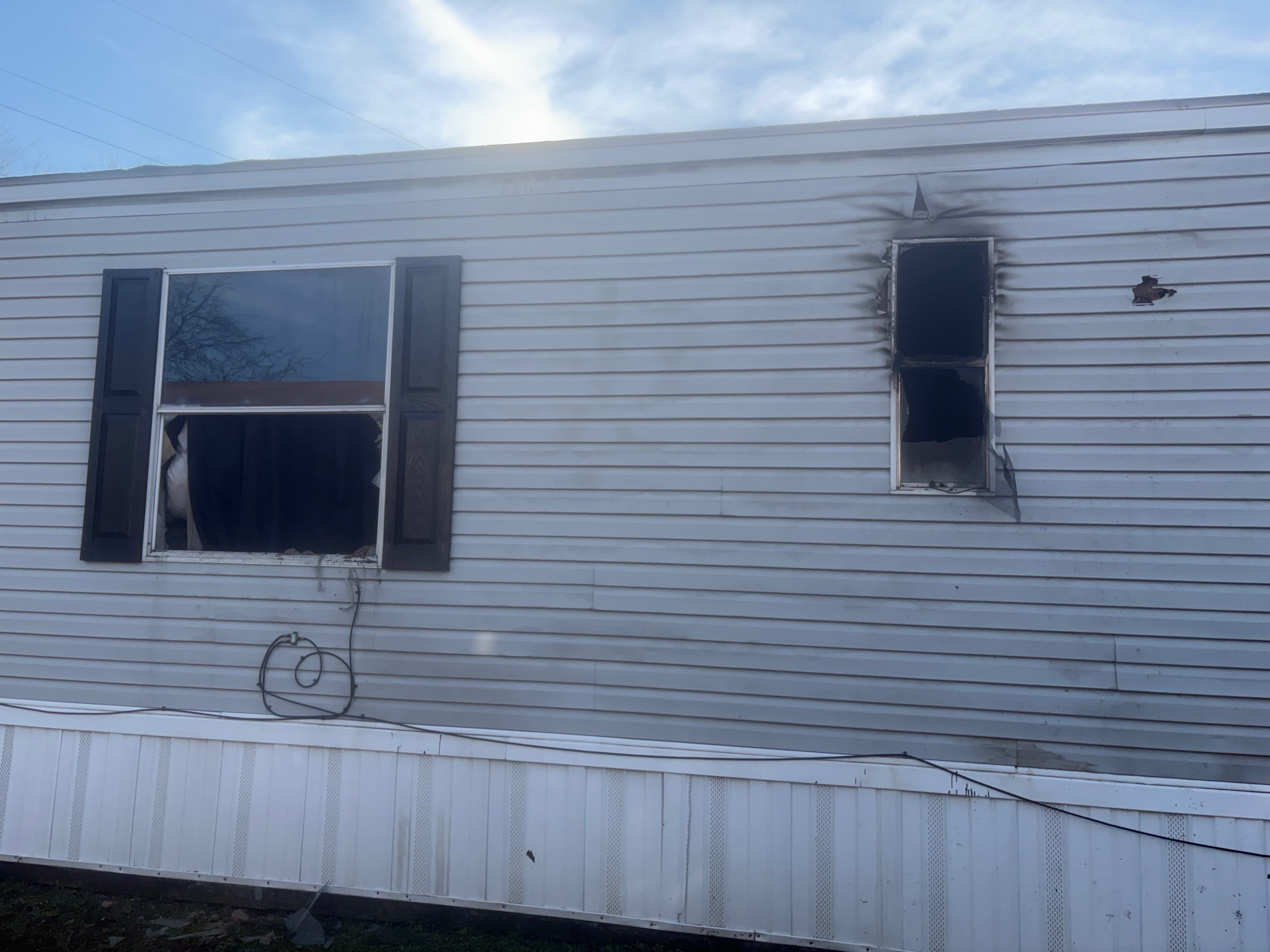 Support Carmen and Her Daughters After Home Burned Down campaign photo, 5 of 7