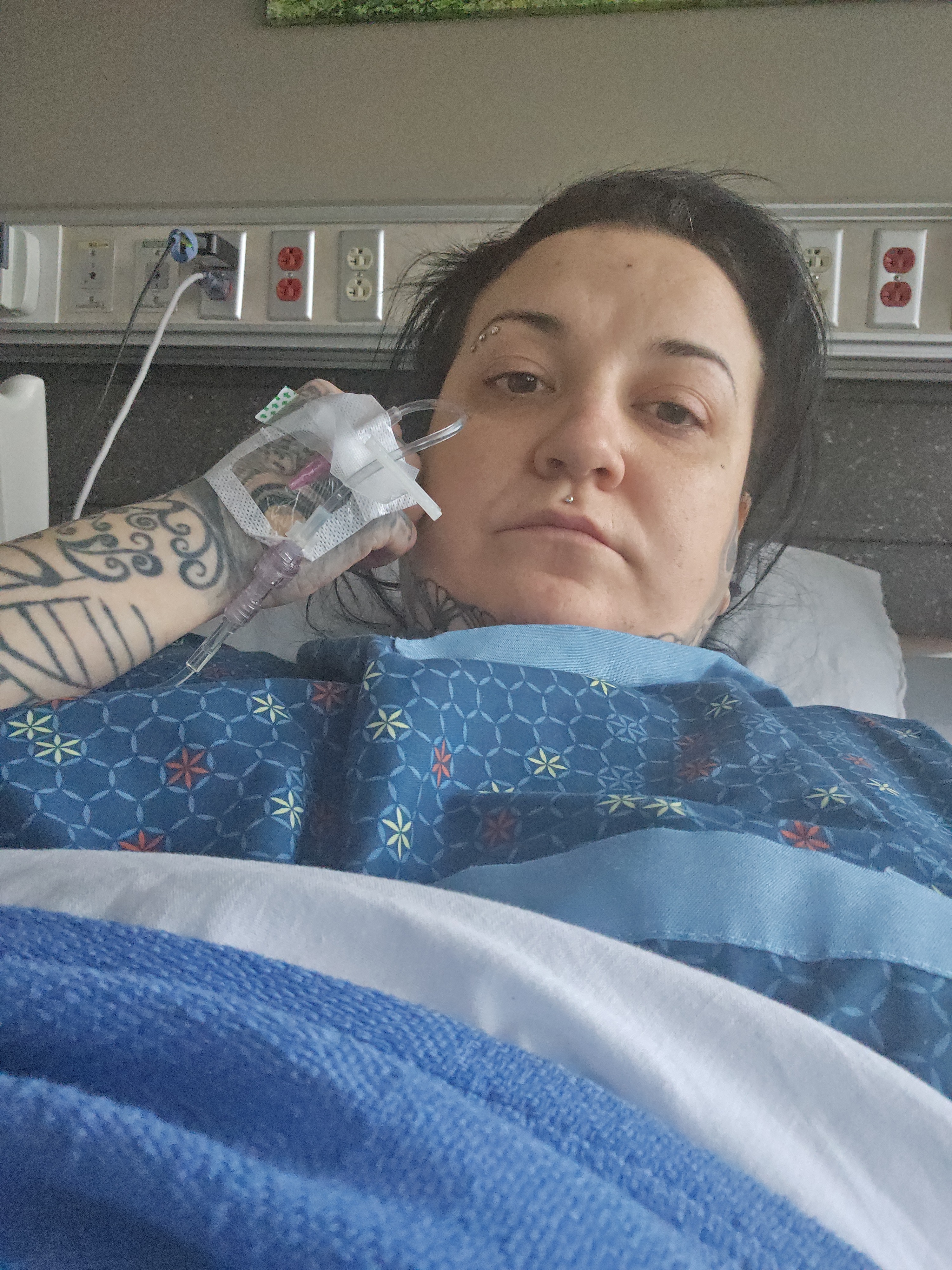 Support Kari & Sons after ER surgery campaign photo, 4 of 8