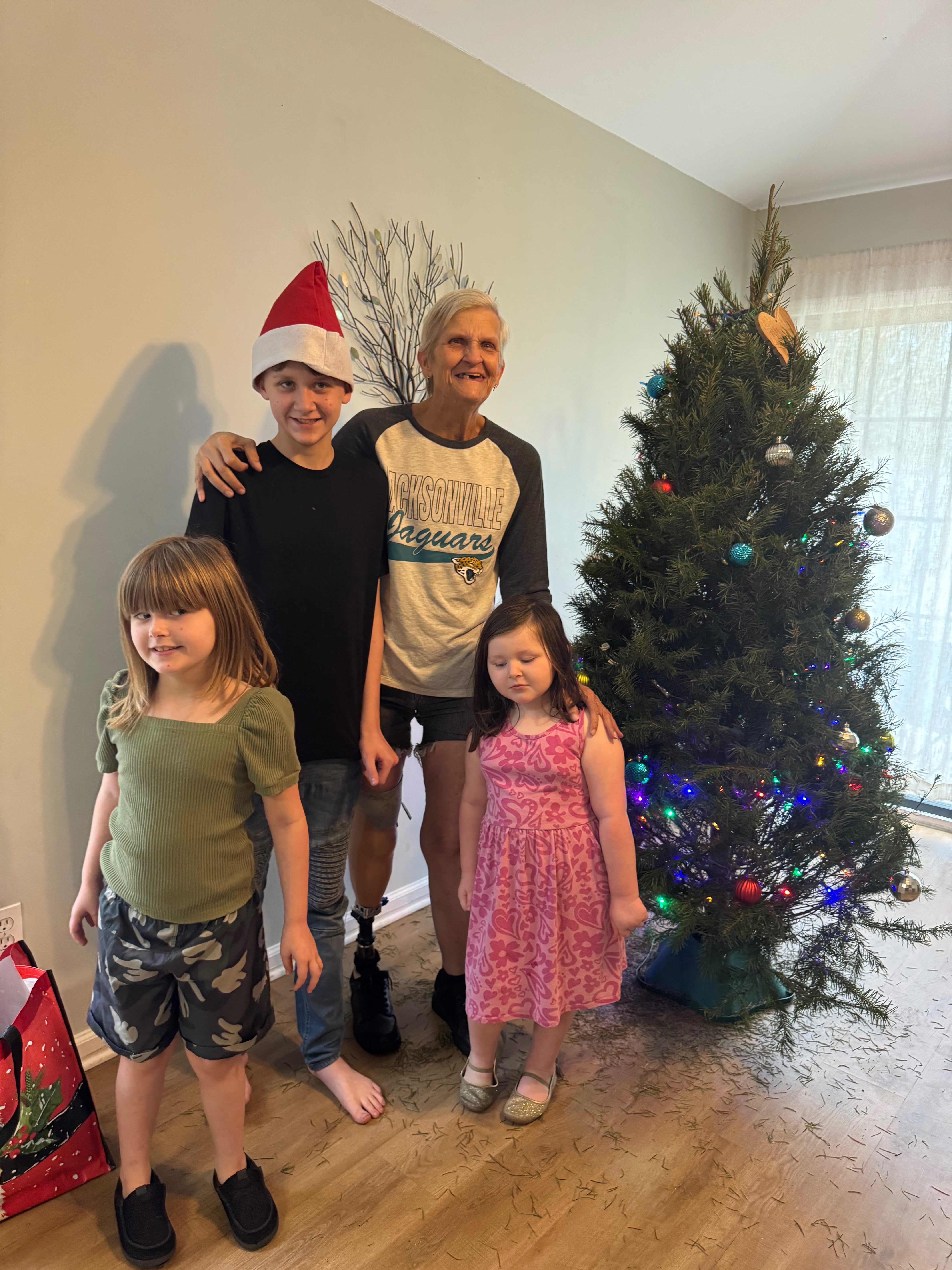 Support Sandra & Her Grandchildren This Christmas campaign photo, 5 of 7