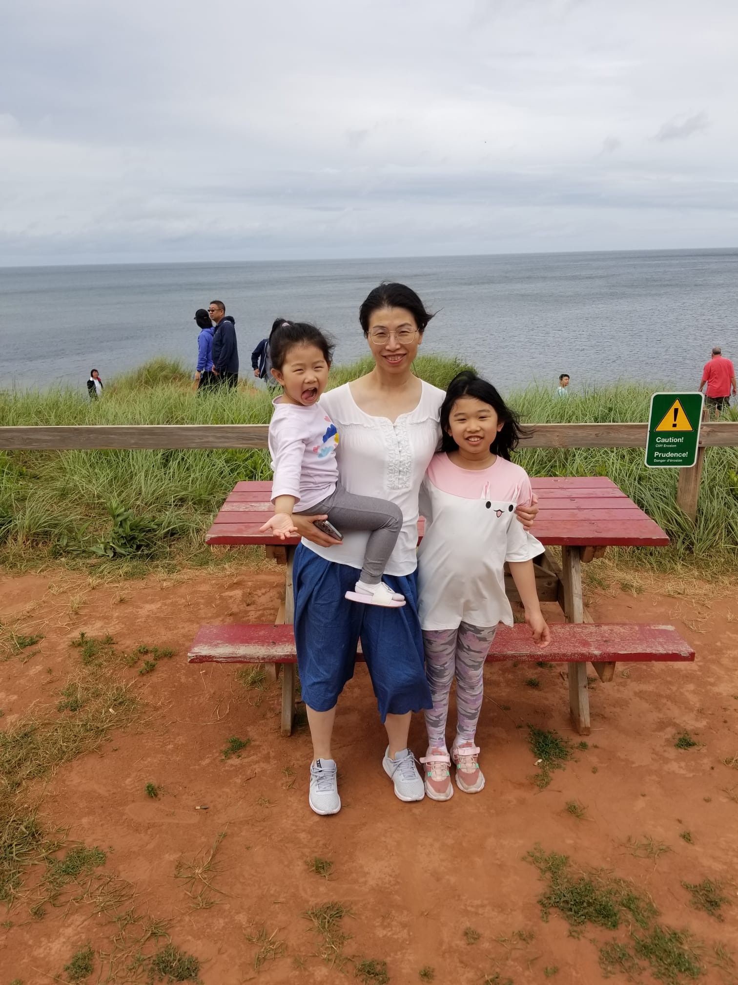 Support Helen (Ling) Liu’s Family in This Medical Crisis campaign photo, 2 of 6
