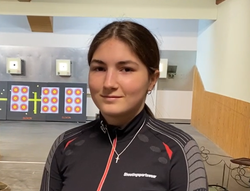 Support elite sport shooter Chloé Braun campaign photo, 6 of 8