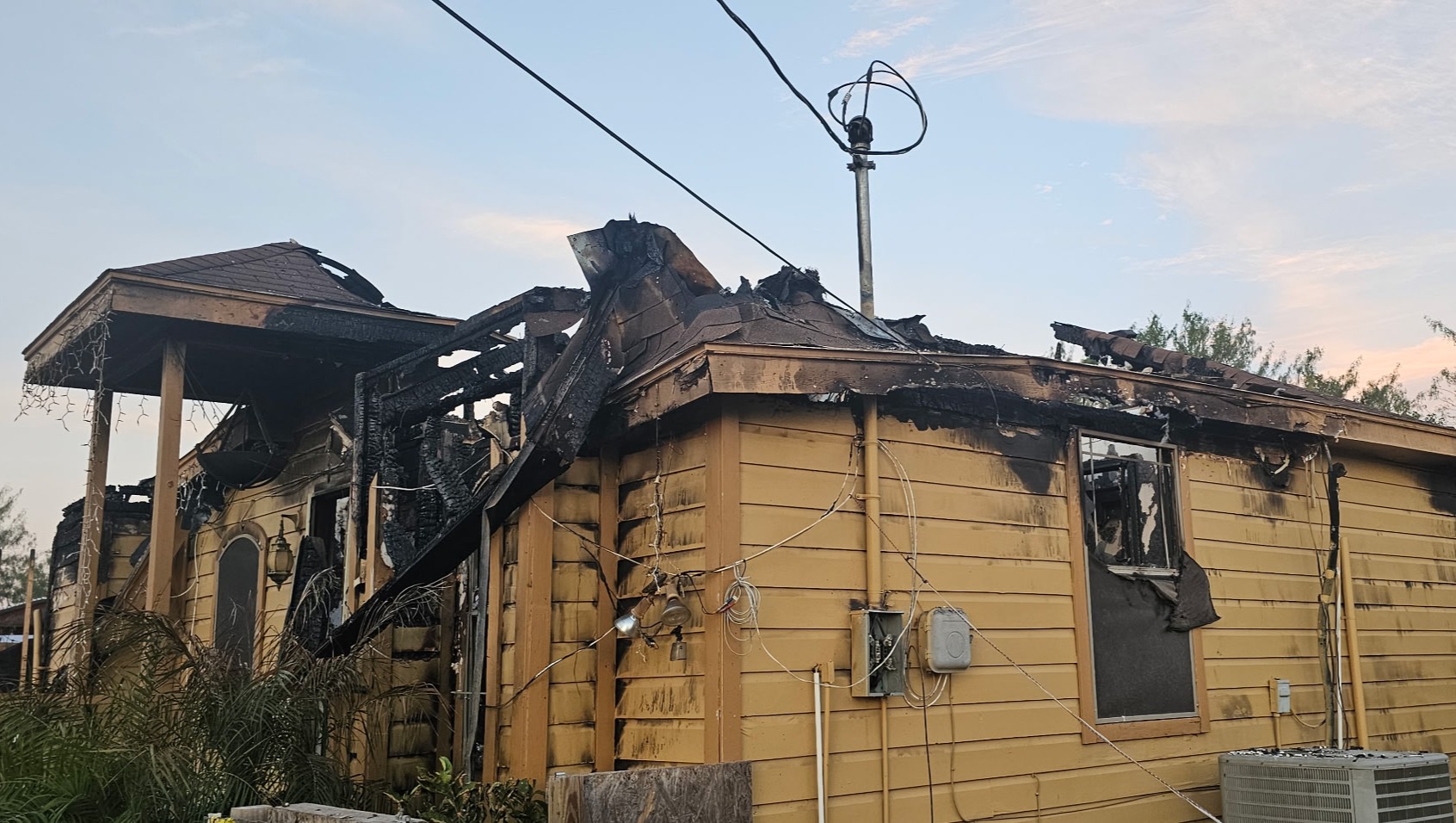 Fundraiser by Jose Guerra : Help My Sister Rebuild After House Fire