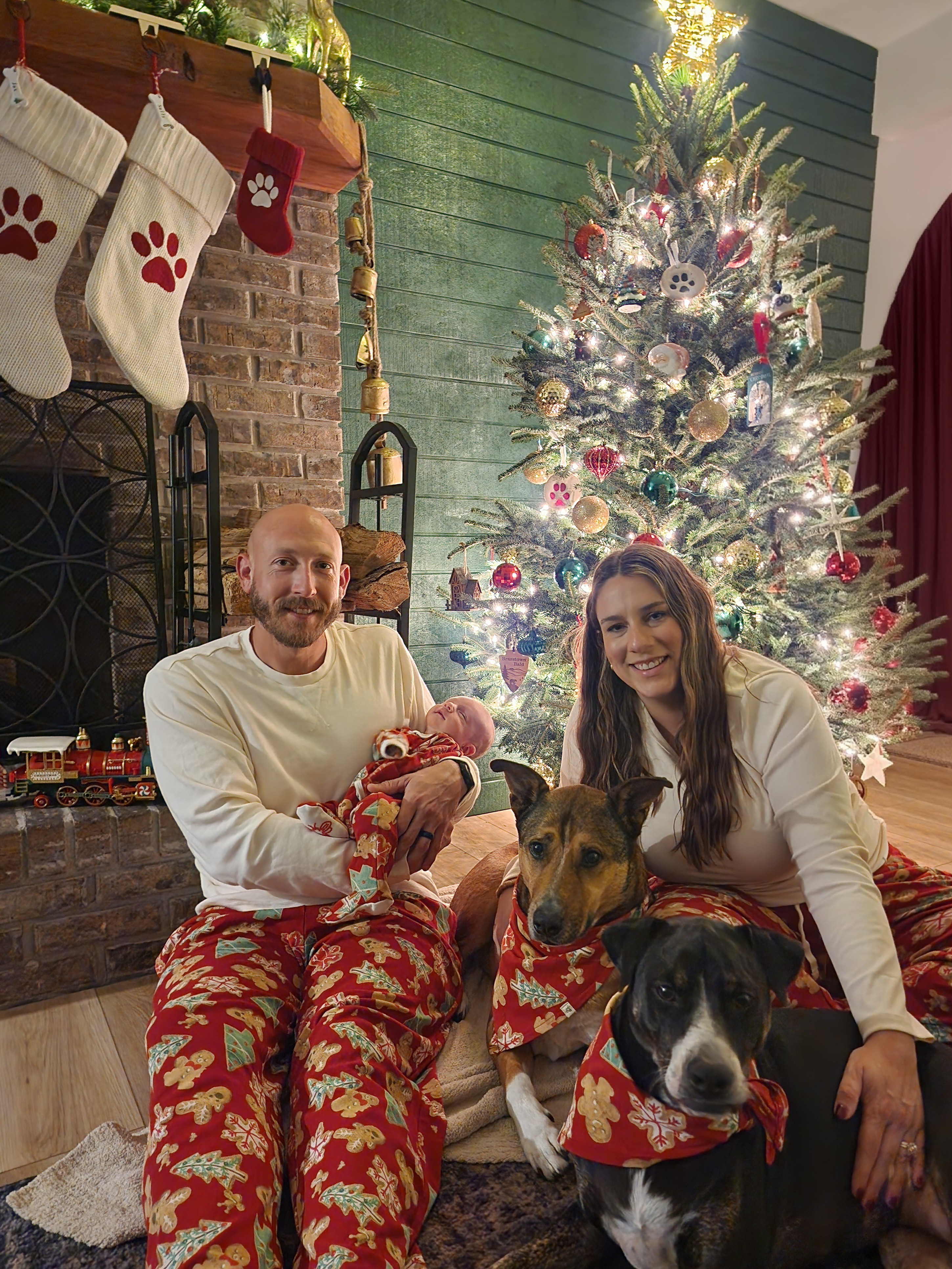 Help Ashlyn and Adam save their first baby, Jax campaign photo, 6 of 6