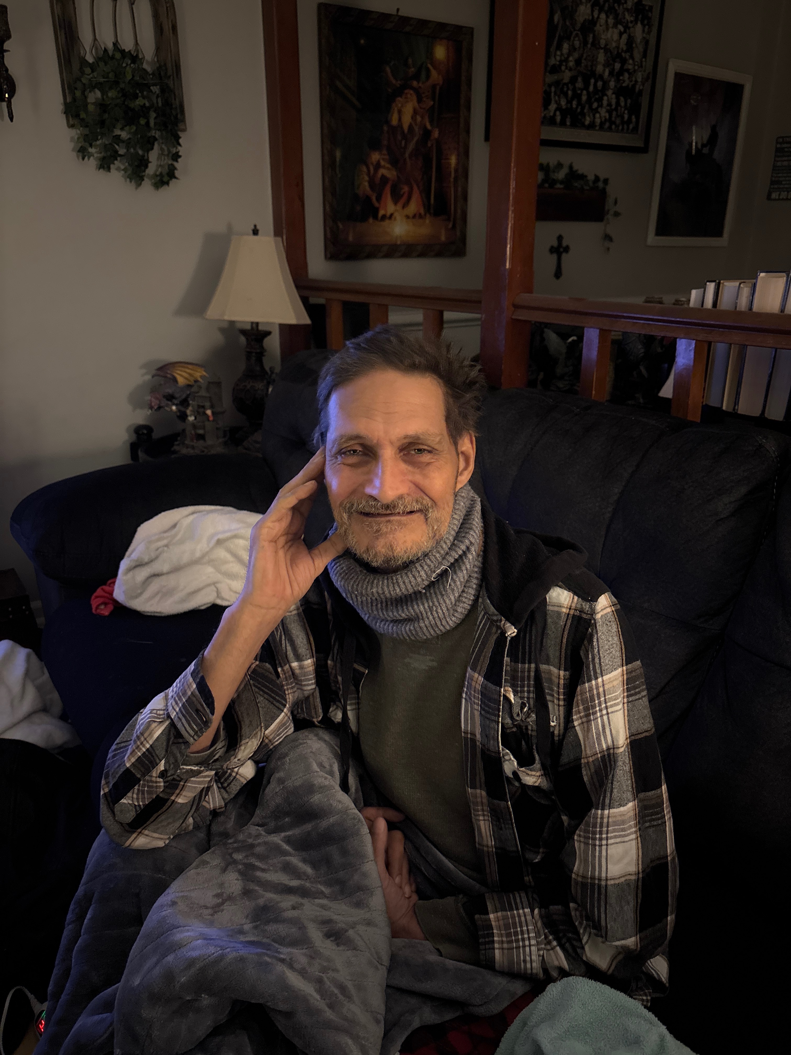 Aid for Erik’s Medical and Living Expenses campaign photo, 2 of 5
