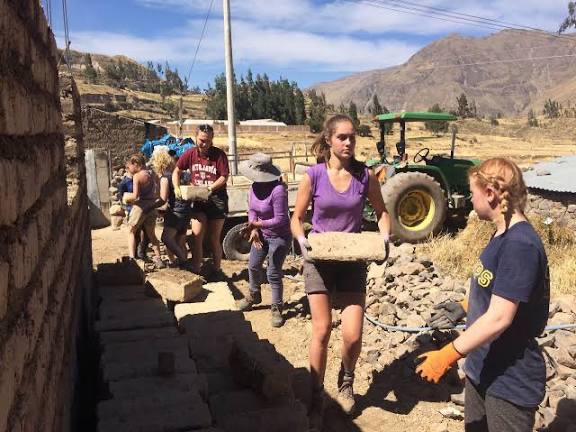 Help Alexis Make a Difference in Peru campaign photo, 2 of 8