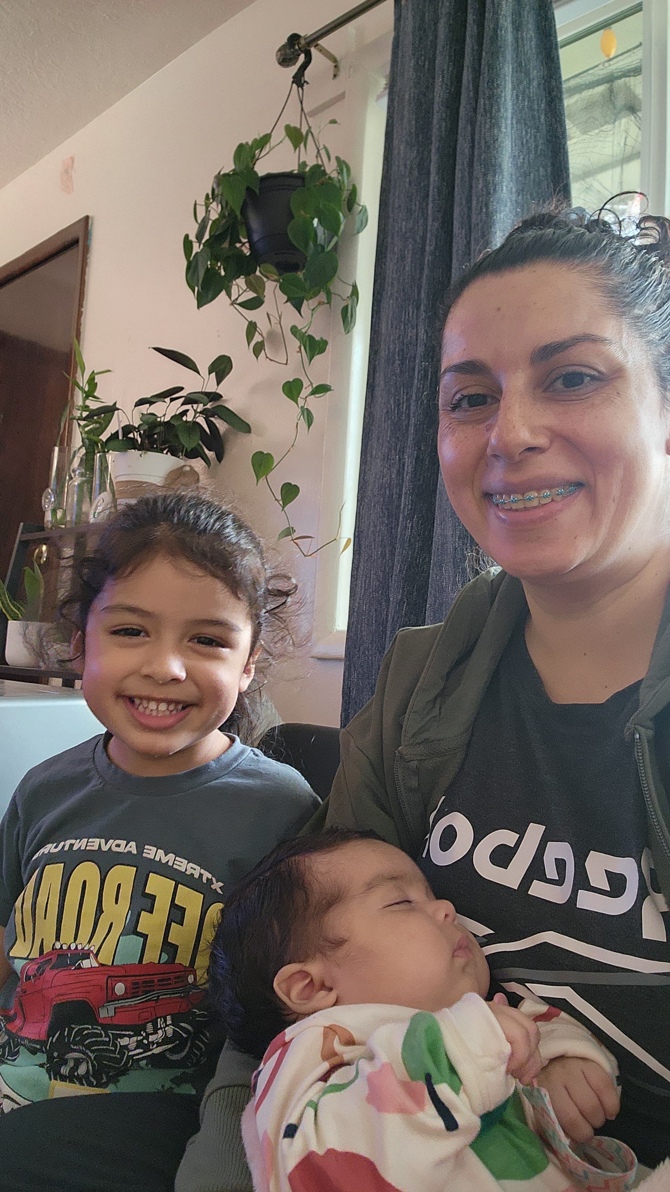 Apoyo para Majo y sus hijos en su lucha contra el cancer campaign photo, 2 of 8