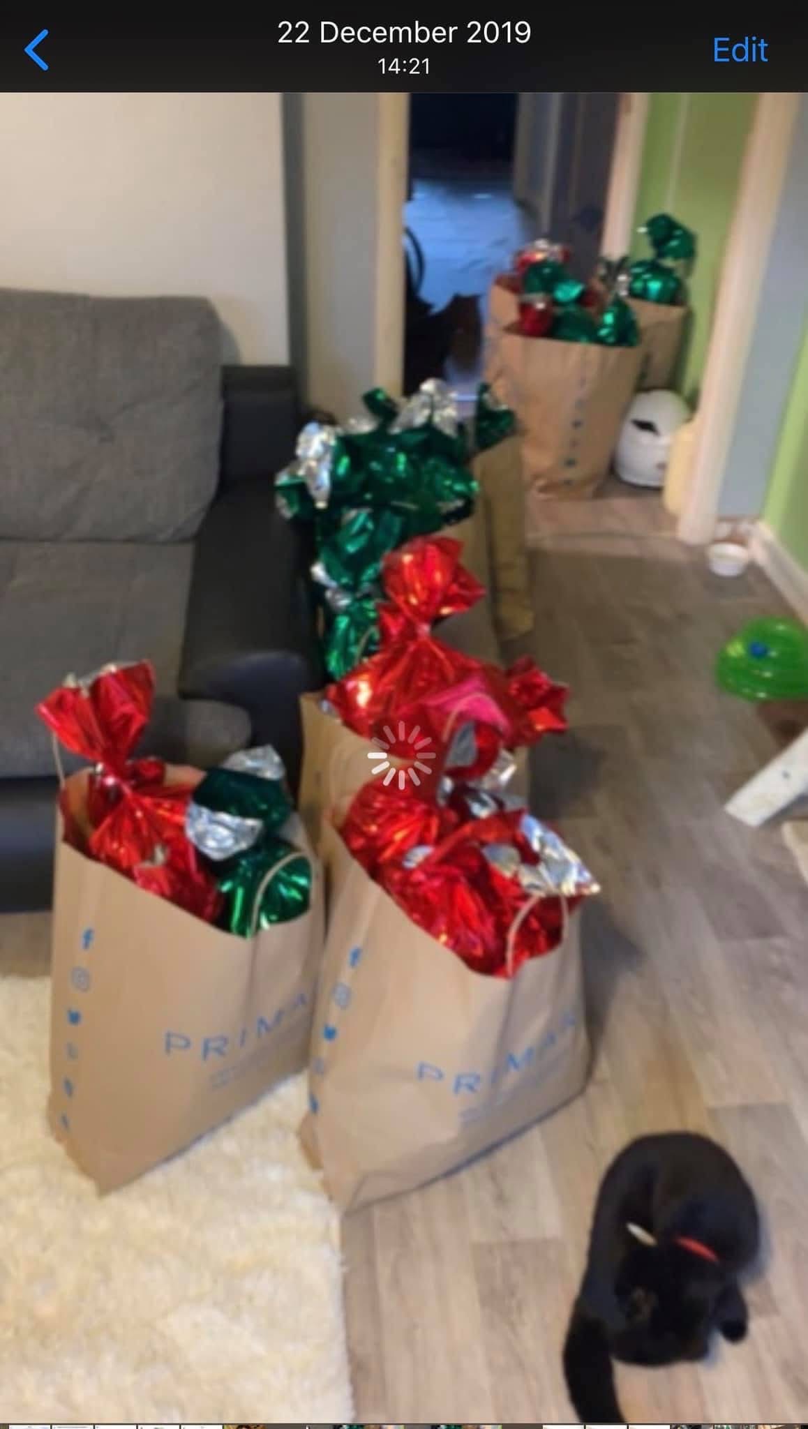 Christmas bag for homeless 2025 ( 7th ) campaign photo, 2 of 5