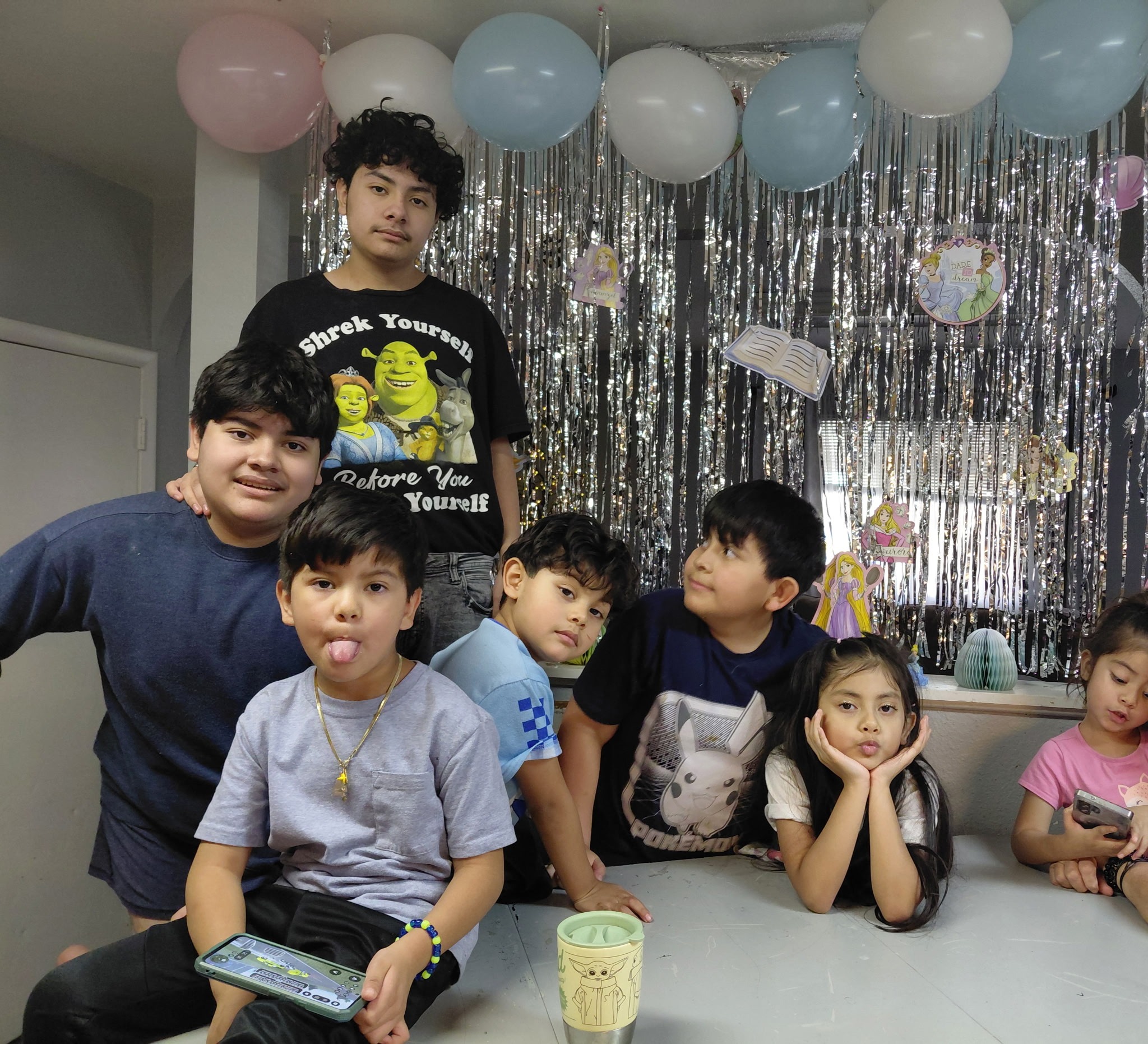 Immigration Crisis: Mother of 7 Needs Husband Home campaign photo, 2 of 8