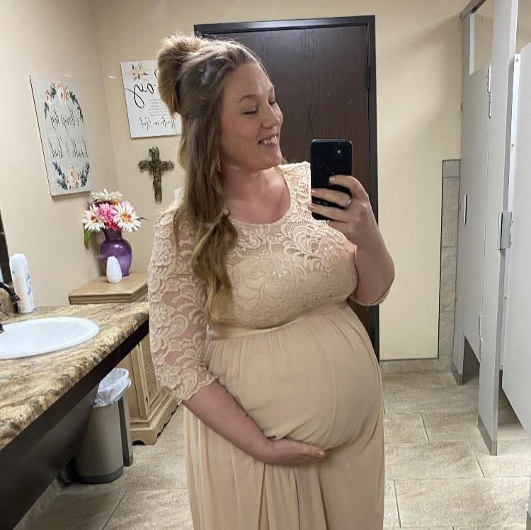Help Jade Adair & Austin Brix. The baby is coming early campaign photo, 2 of 4