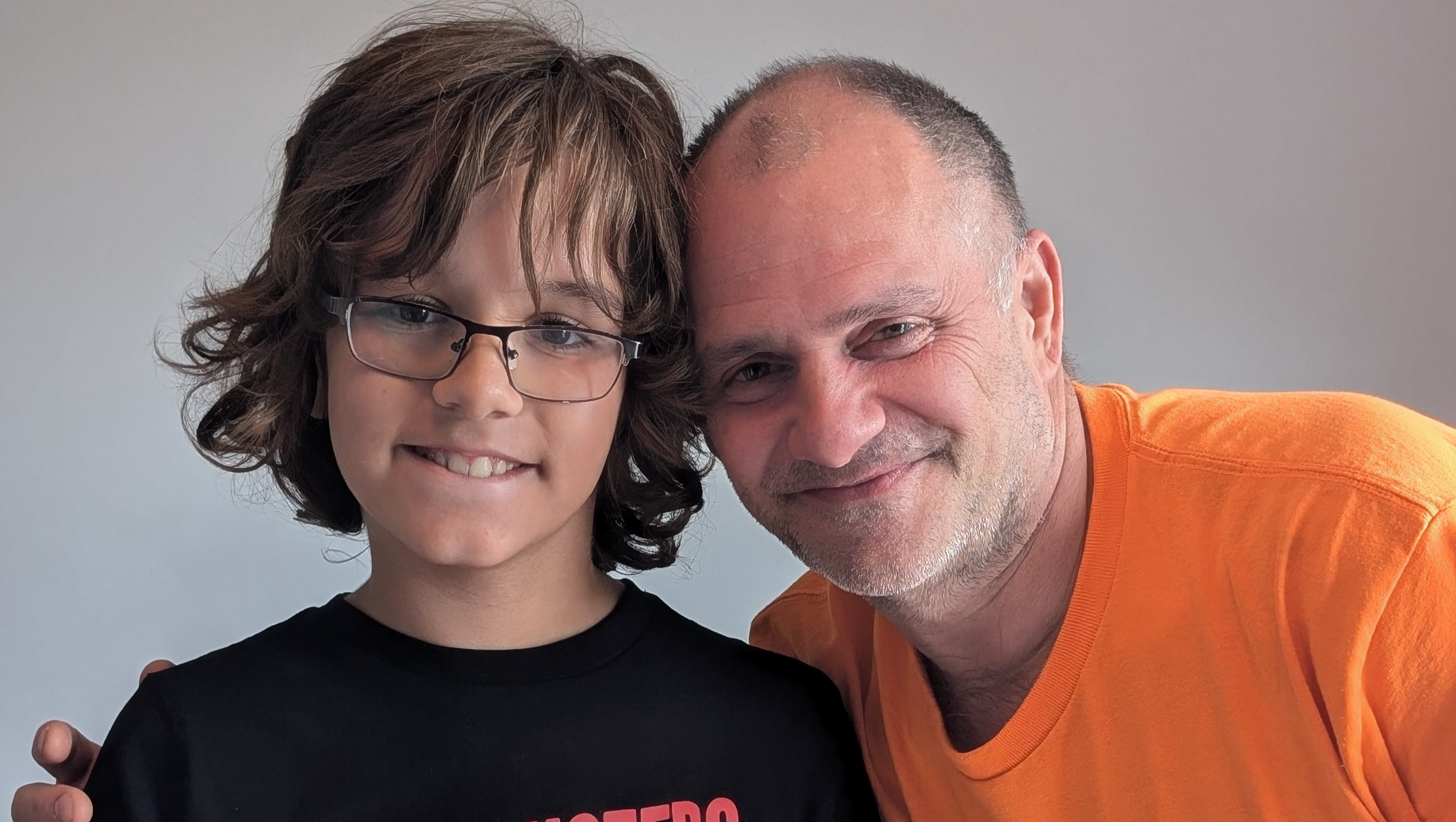 Pour qu'ils reviennent à la maison, tel est leurs souhaits. pinned link photo